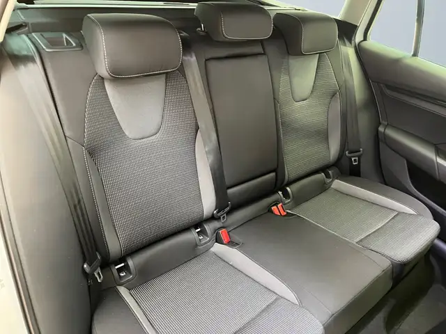 Skoda Octavia view 11