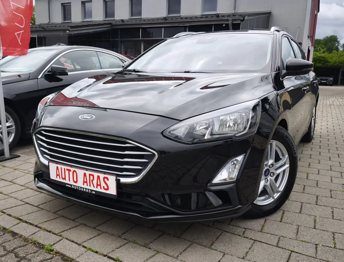 Ford Focus Turnier 2.0 TDCI Automatik/AHK/Garantie Noir - 1