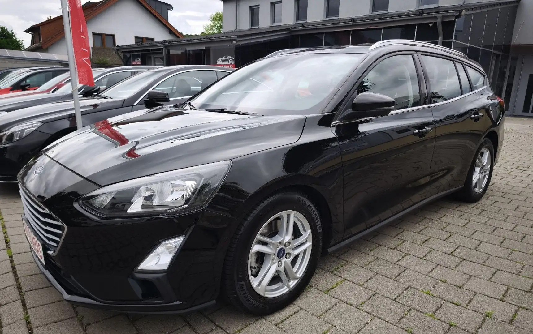 Ford Focus Turnier 2.0 TDCI Automatik/AHK/Garantie Noir - 2