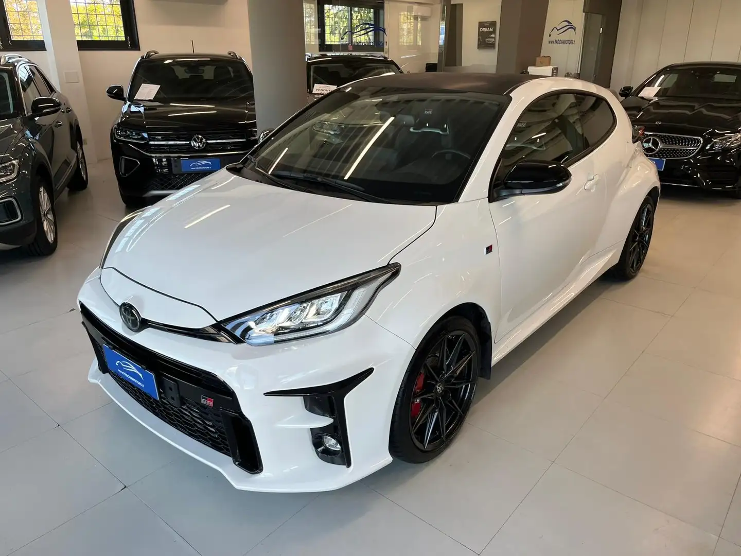 Toyota Yaris GR 1.6 261cv Circuit Blanco - 1