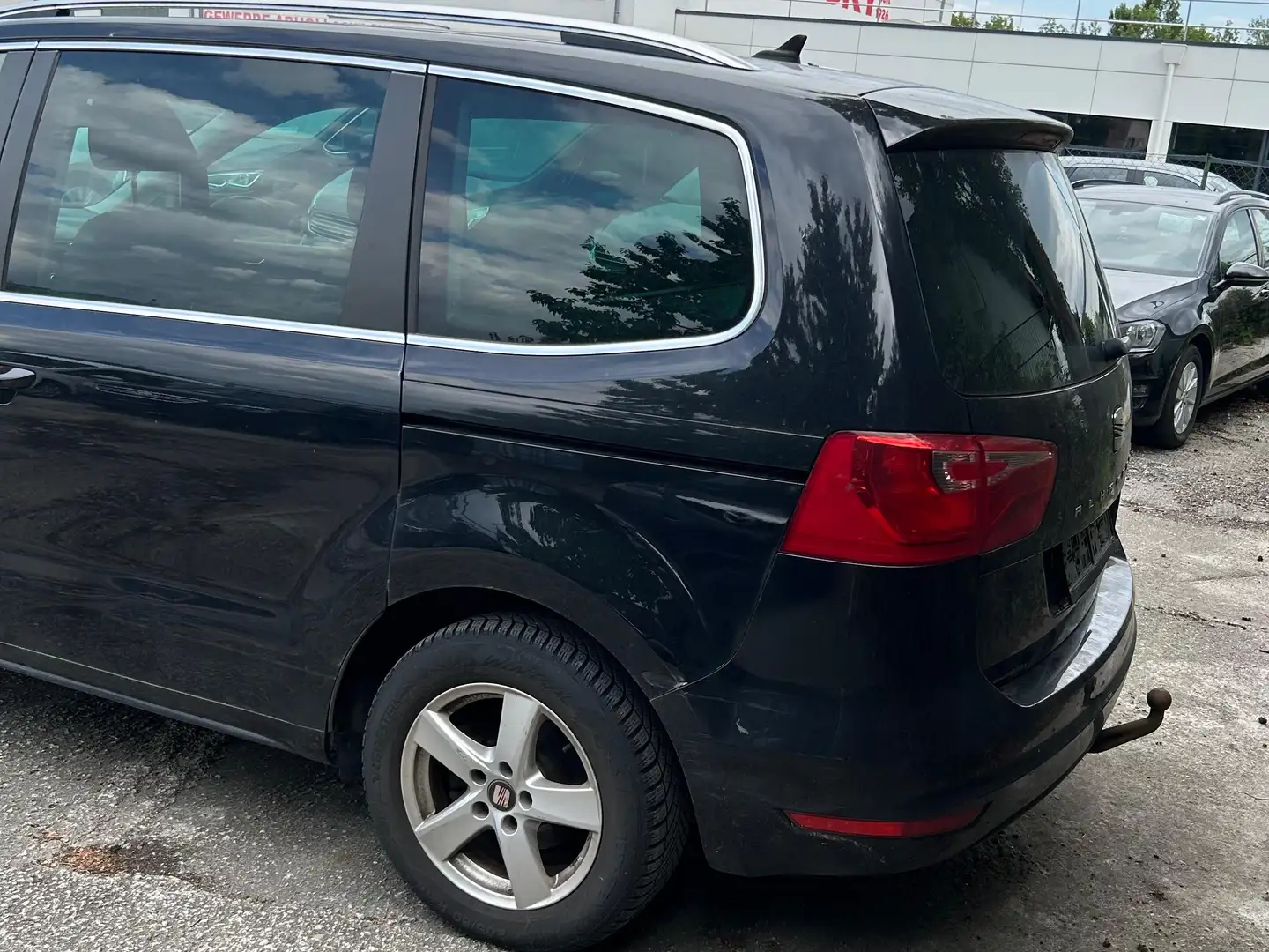 SEAT Alhambra Alhambra Style 2,0 TDI CR 4WD DPF Style Schwarz - 2