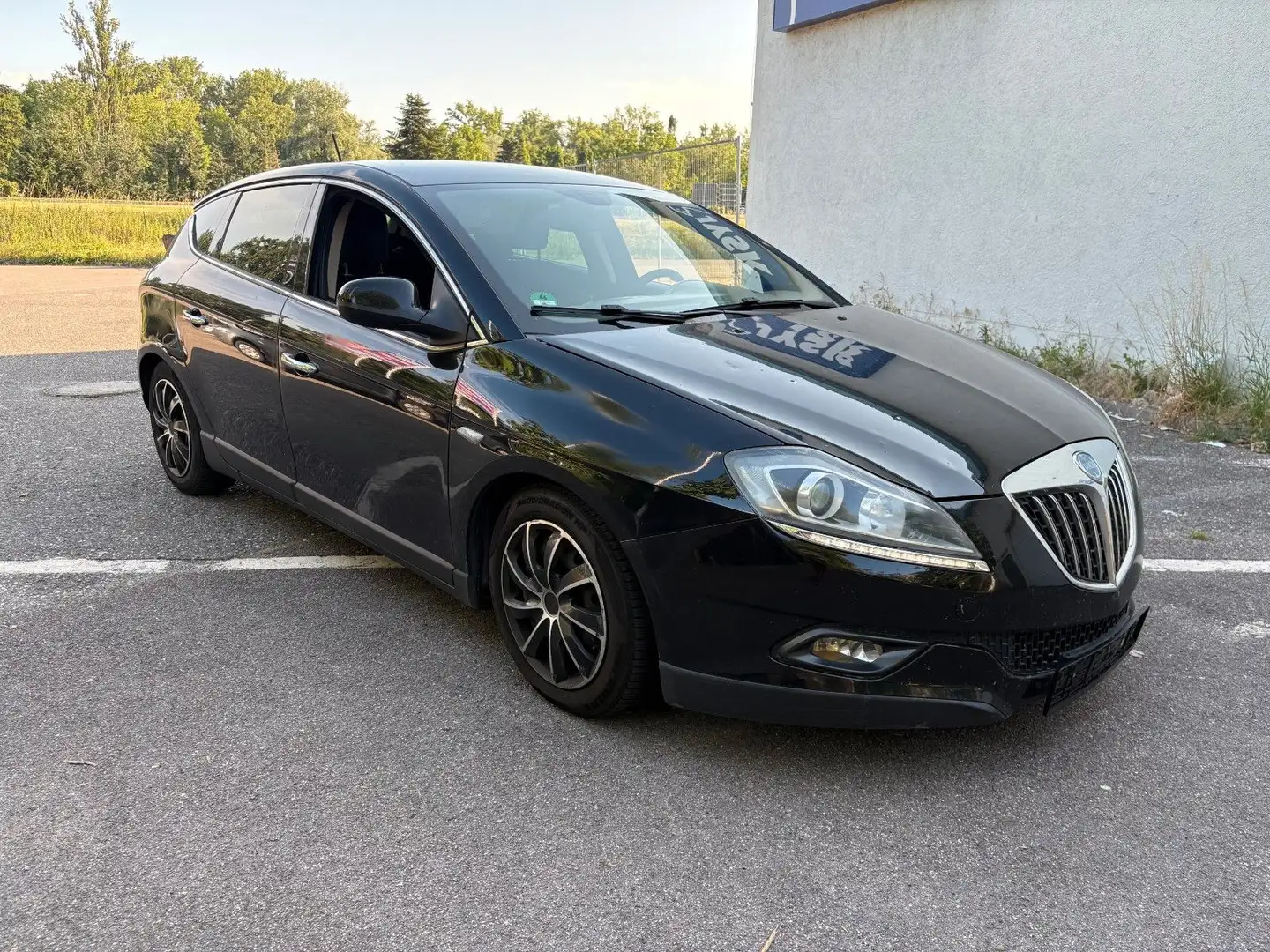Lancia Delta Oro 1.6 MJT DPF Leder Klima 8 Fachbereift. Schwarz - 2
