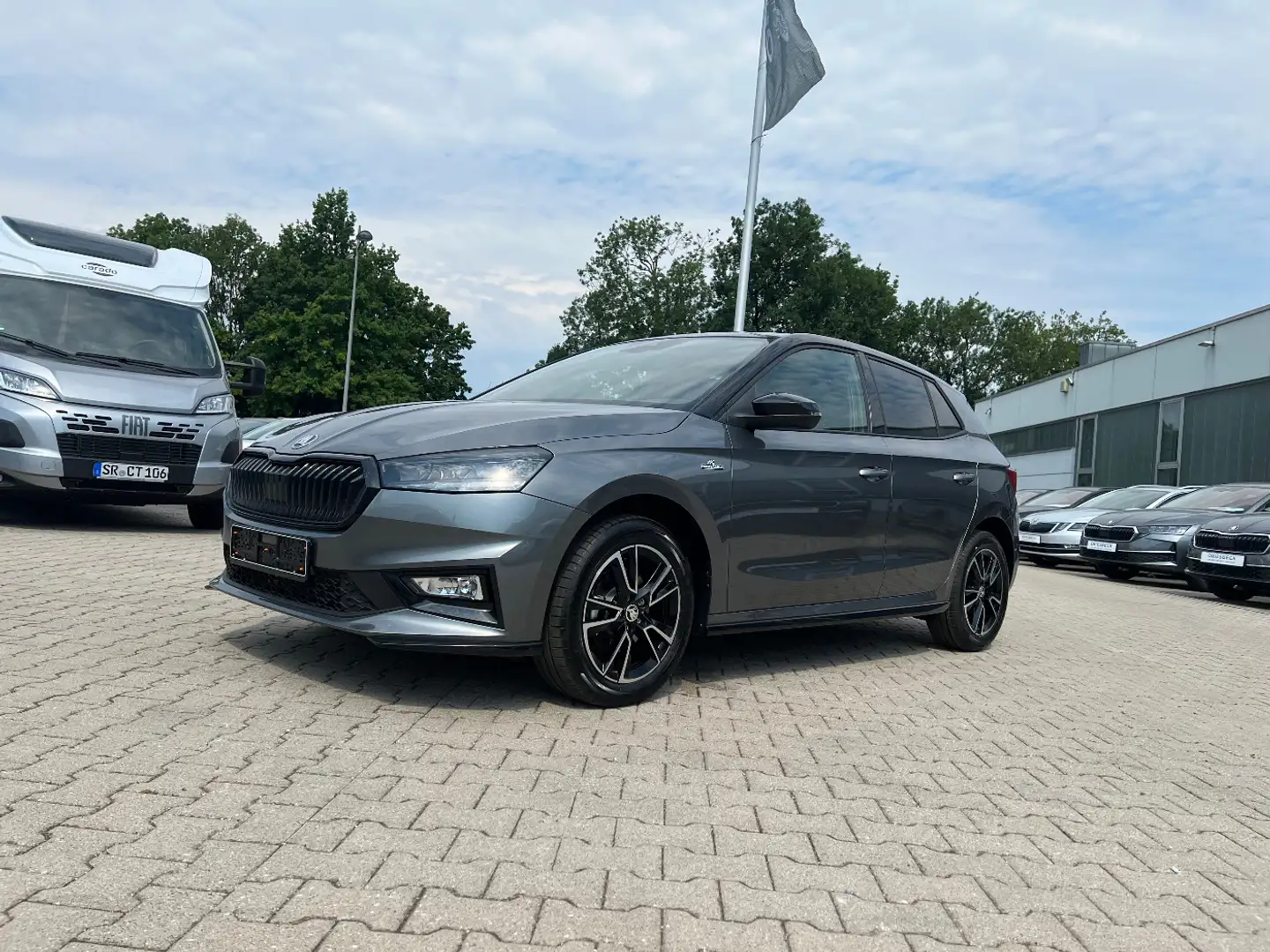 Skoda Fabia 1.0 TSI Monte Carlo *LED Sitzh. DAB Kamera Schwarz - 1