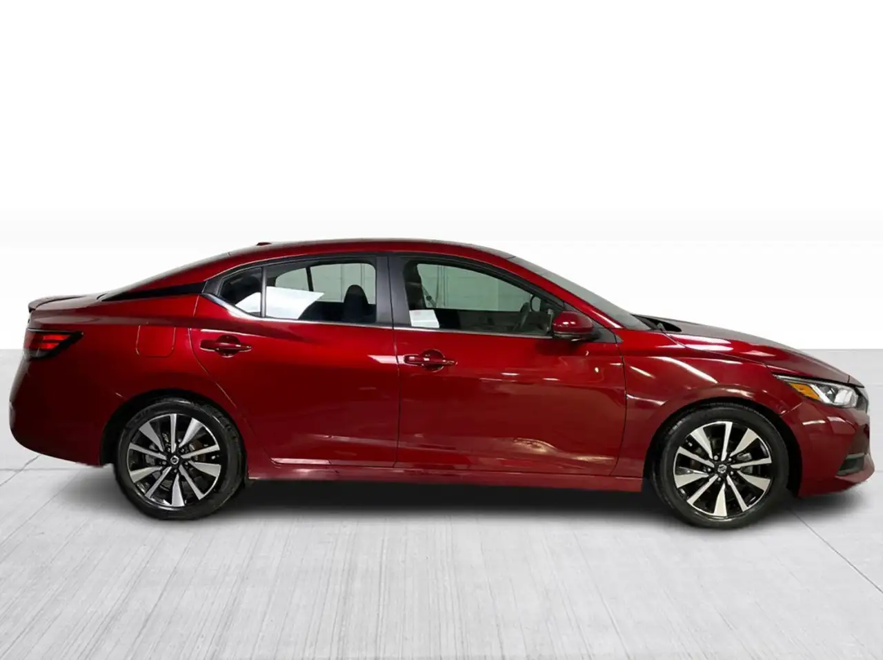 Nissan Sentra снимка Nissan Sentra