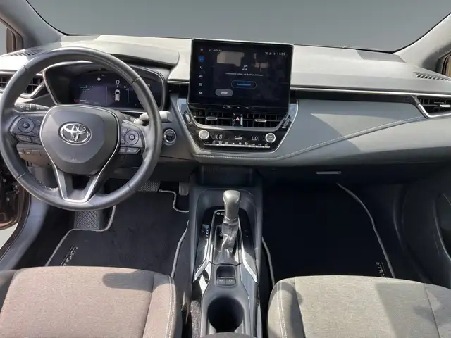 Toyota Corolla view 11