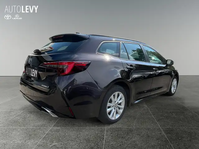 Toyota Corolla view 6