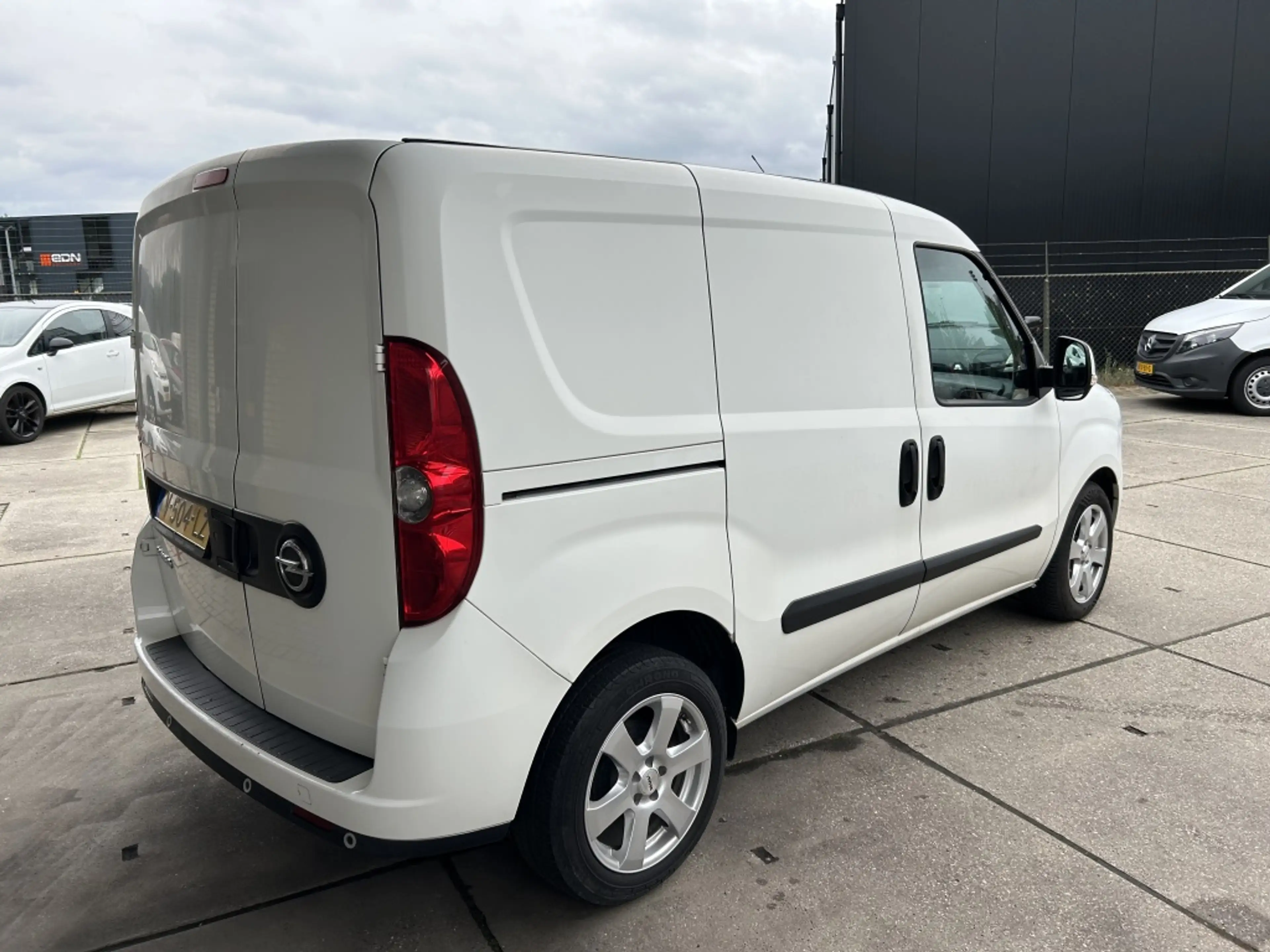 Opel Combo 1.3 CDTi Sport Euro 6 — photo 4