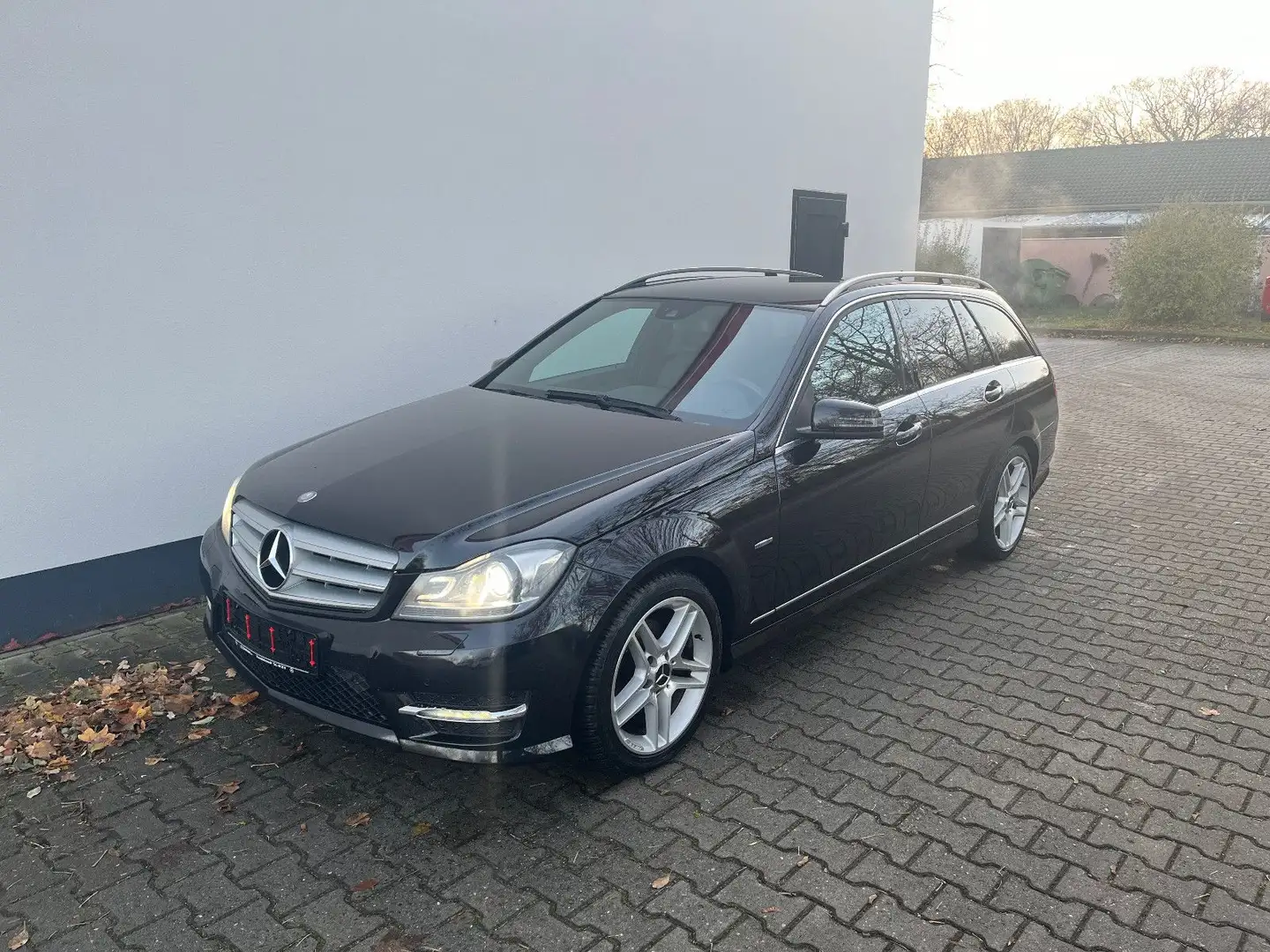 Mercedes-Benz C 180 C -Klasse T-Modell C 180 T AMG-Paket Noir - 2