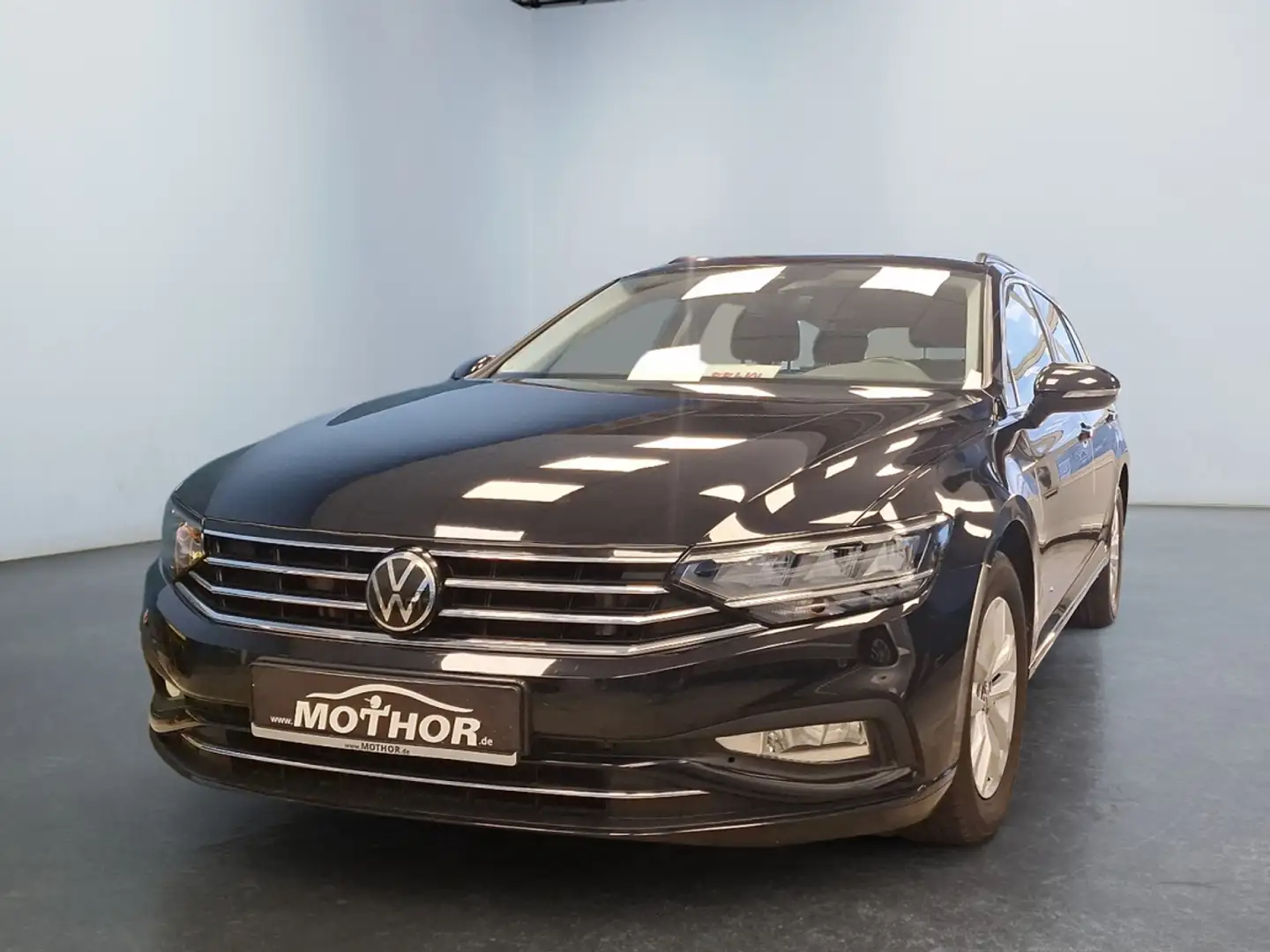 Volkswagen Passat Variant Business 2.0TDI DSG Massage LM Nero - 2