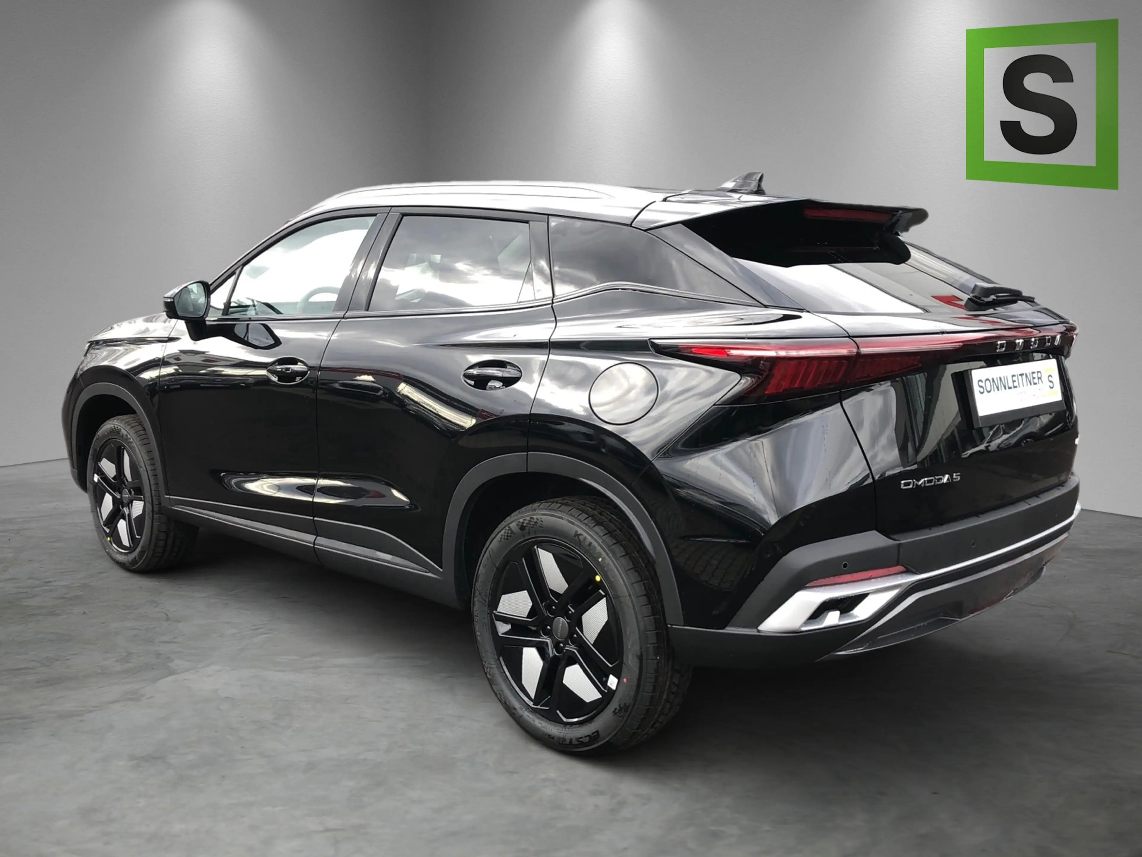 Omoda 5 OMODA 5 Premium Hybrid — photo 3