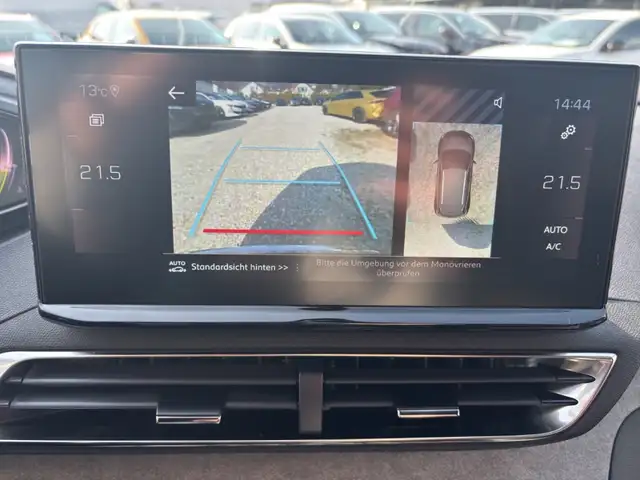 Peugeot 3008 view 14