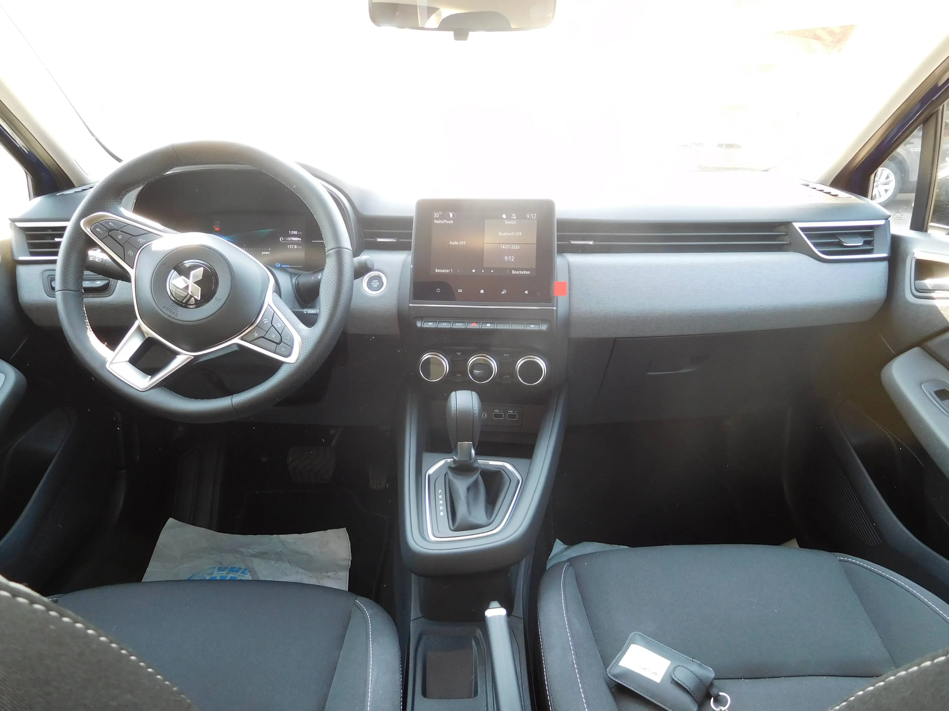 Mitsubishi Colt 1,6 Hybrid Plus Automatik Werksgarantie bis Nov 2028 — photo 13