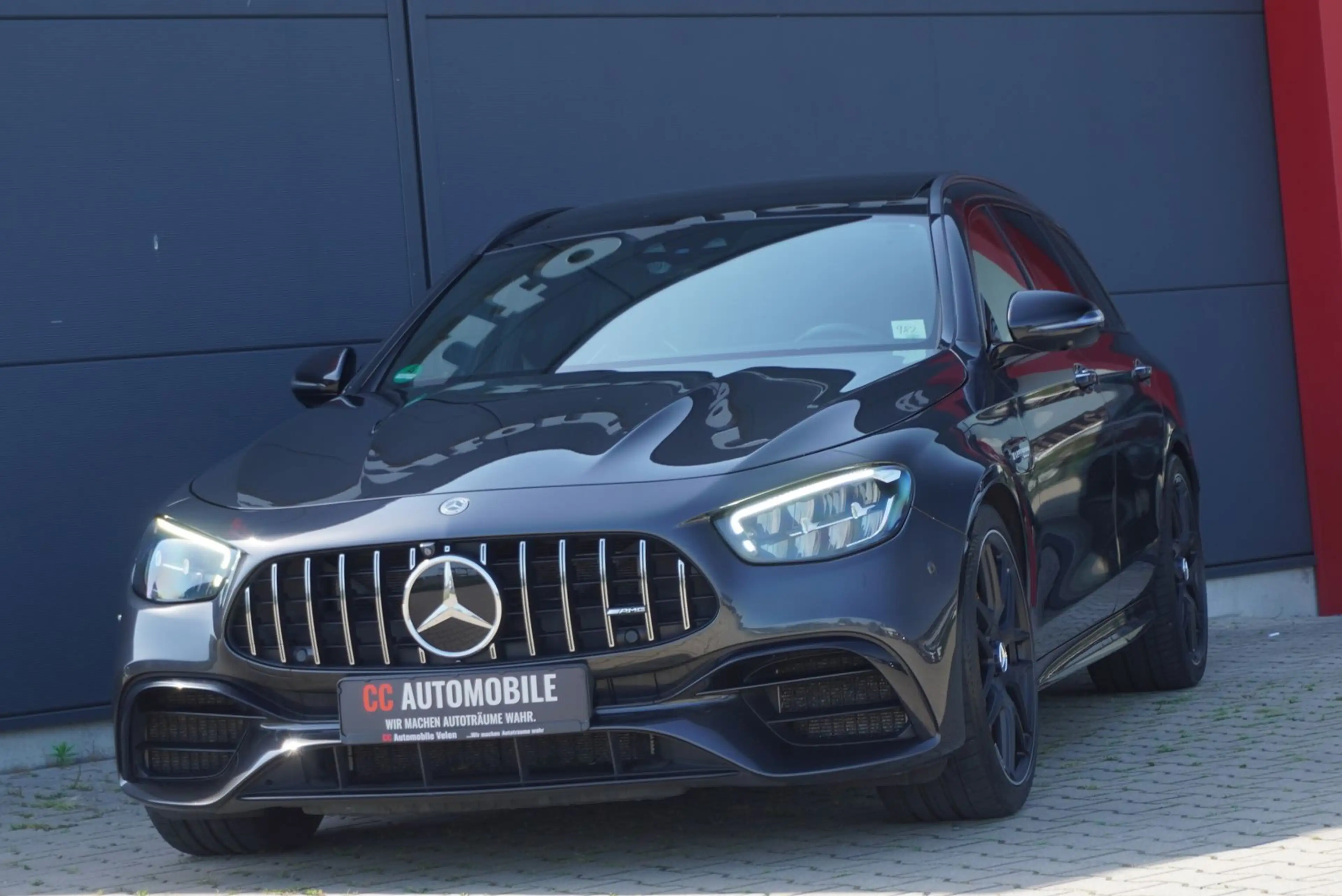 Mercedes-Benz E 63 AMG S 4Matic+/Pano/P-Sitze/Keramik/HUD/360° — photo 2