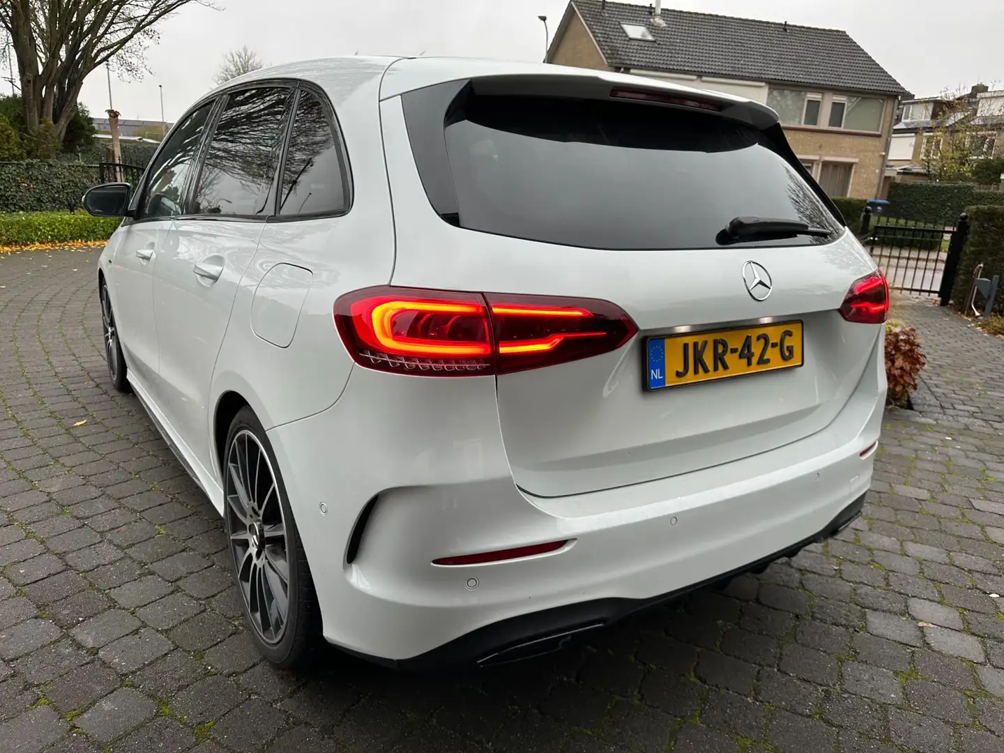 Mercedes-Benz B 200 Business Solution AMG, Edition, Sfeerverlichting Wit - 2