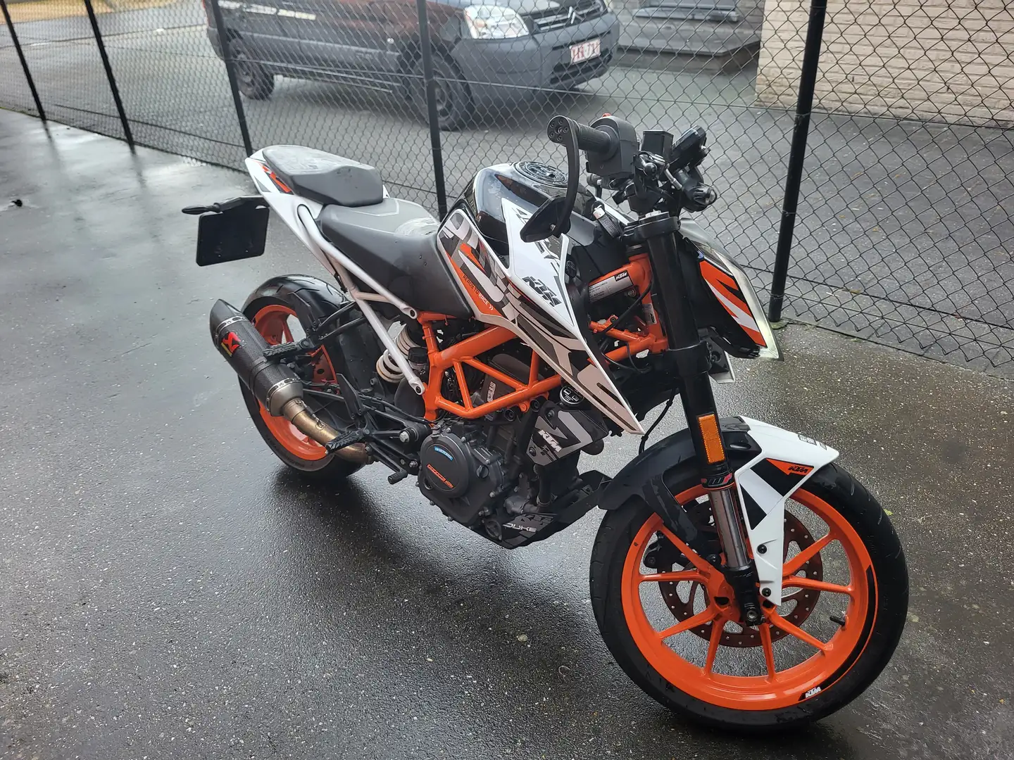 KTM 390 Duke Wit - 1