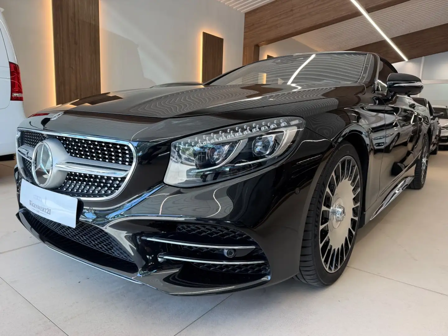 Mercedes-Benz S 560 Cabriolet * AMG Line Swarovski-Kristalle Schwarz - 2
