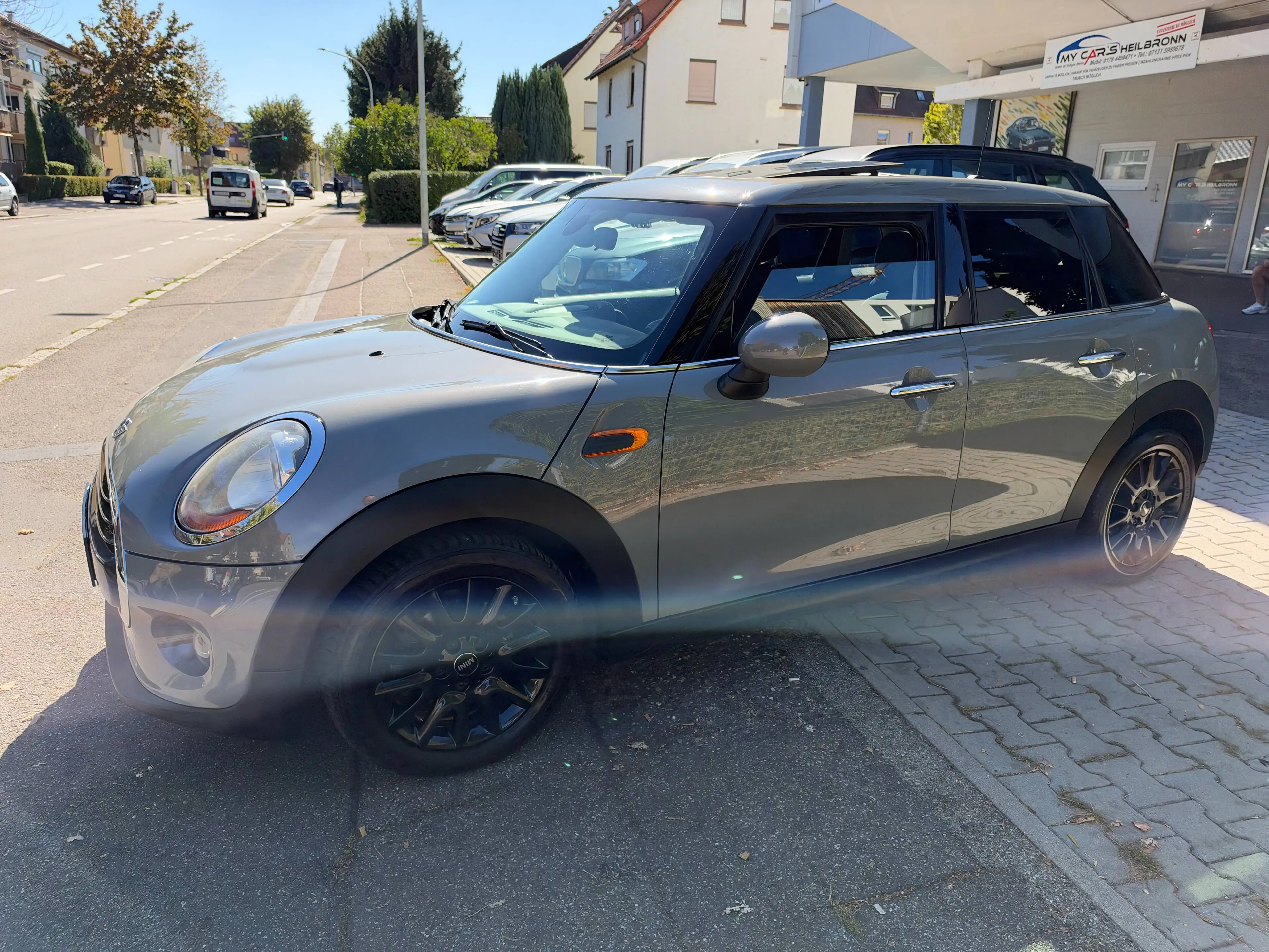 MINI Cooper D Cooper D 5-türer Panorama-Glasdach Keyless 2.Hand — photo 8