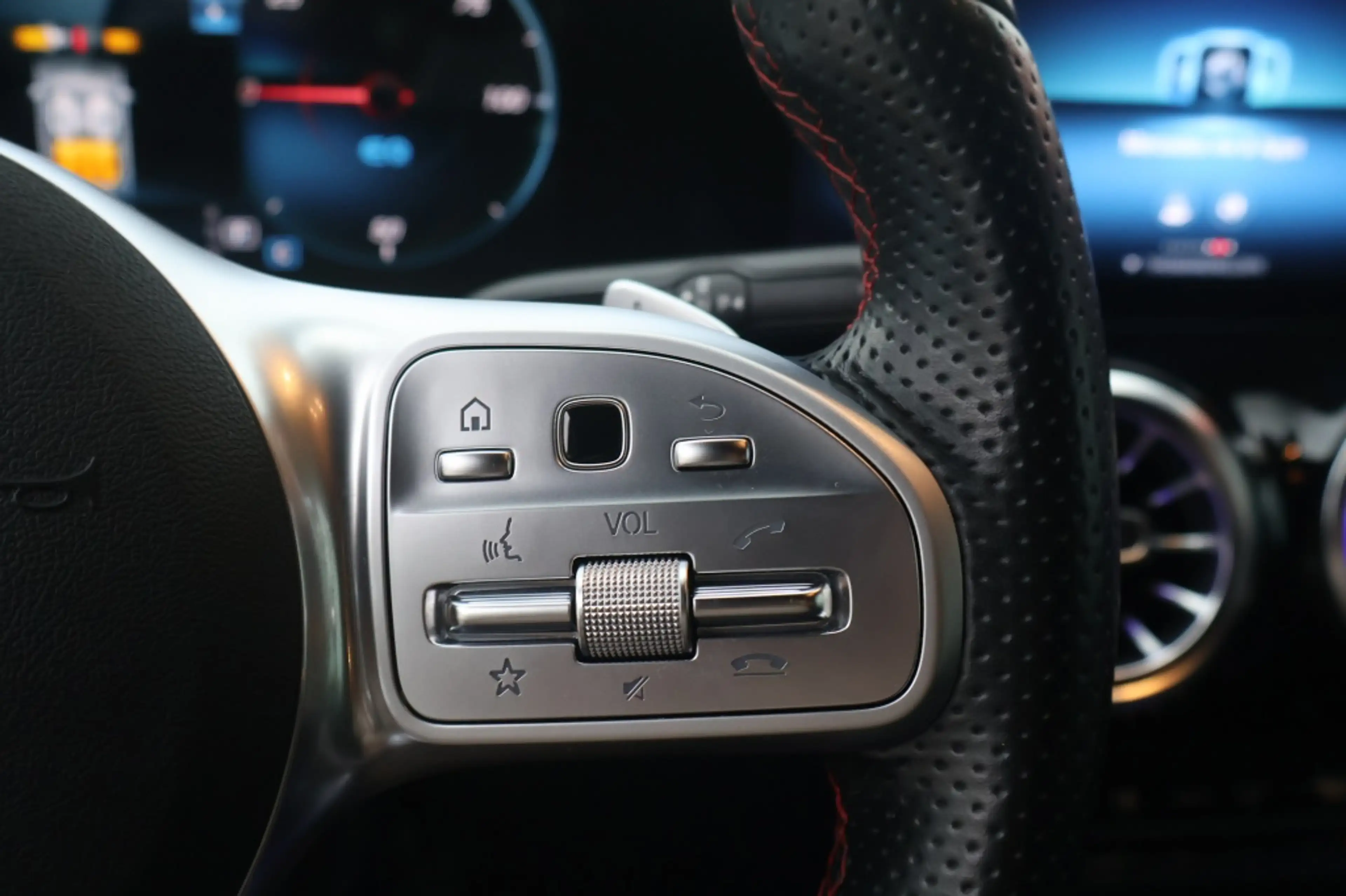 Mercedes-Benz EQA 250 190pk Business Solution AMG SoH 96% I Camera I Nav — photo 11