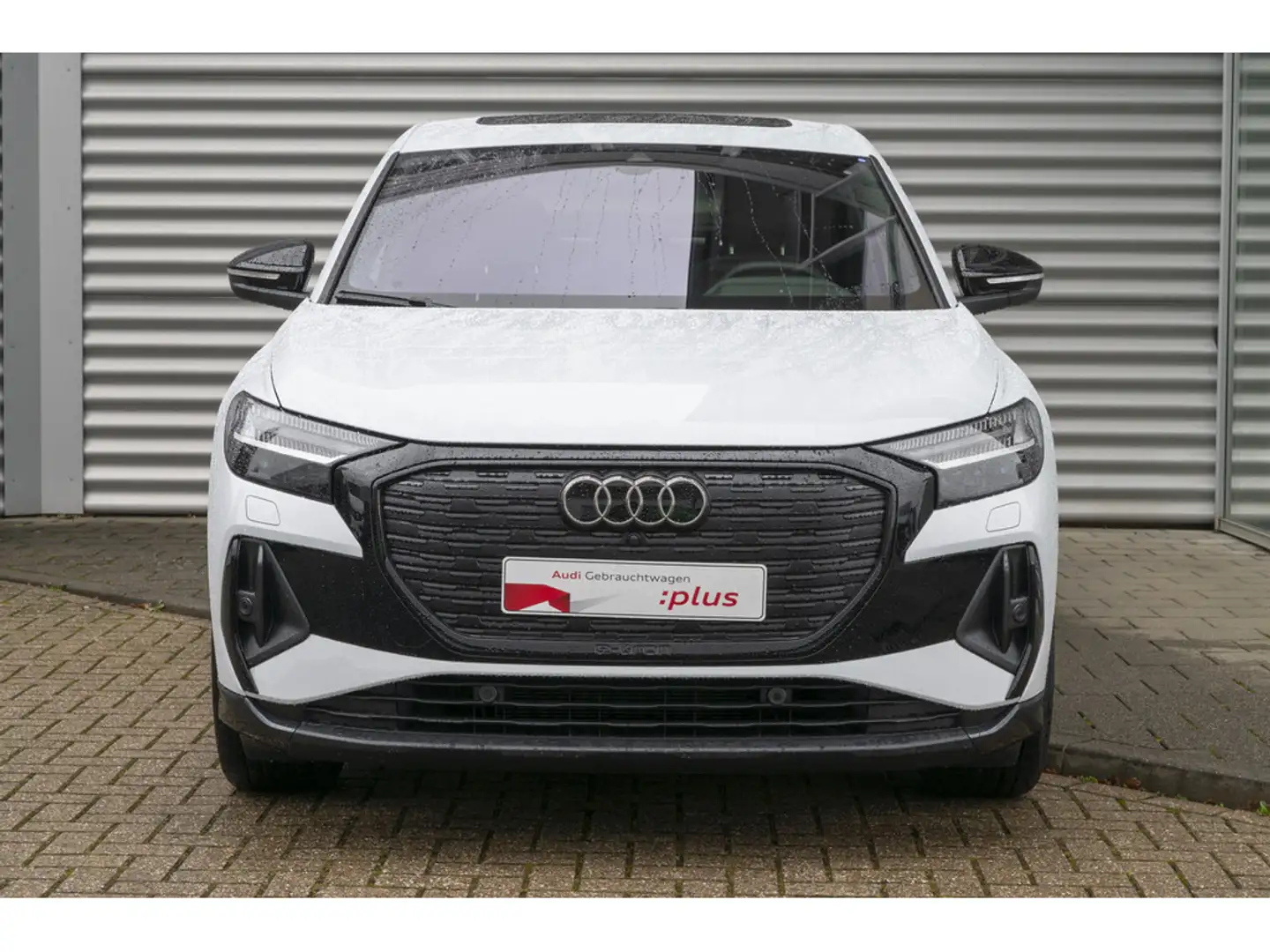Audi Q4 e-tron Weiß - 2