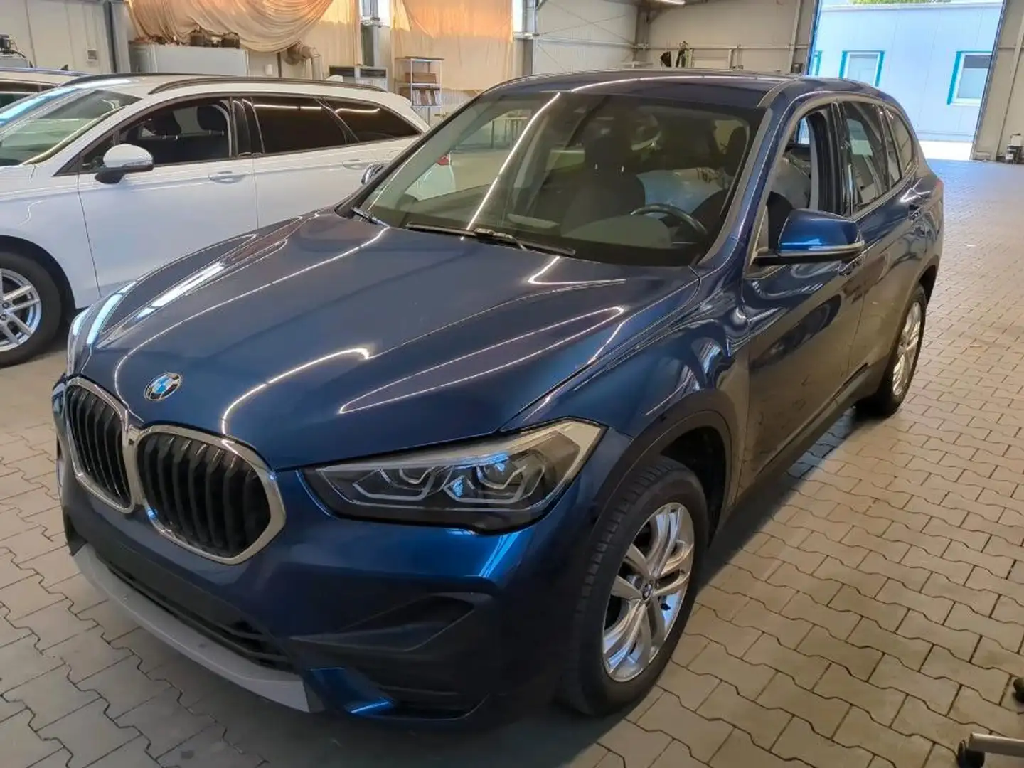 BMW X1 Baureihe X1 sDrive 18 d Advantage Azul - 1