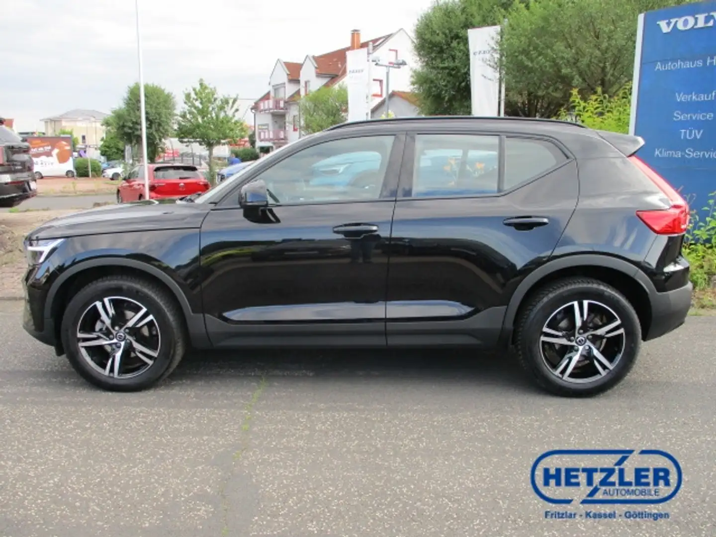 Volvo XC40 Plus Dark 2WD T2 EU6d Navi Digitales Cockpit Memor Schwarz - 2