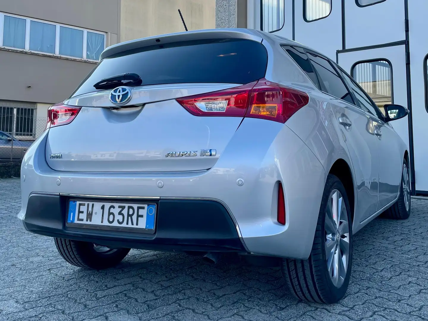 Toyota Auris Auris 5p 1.8 hsd Executive Argento - 2