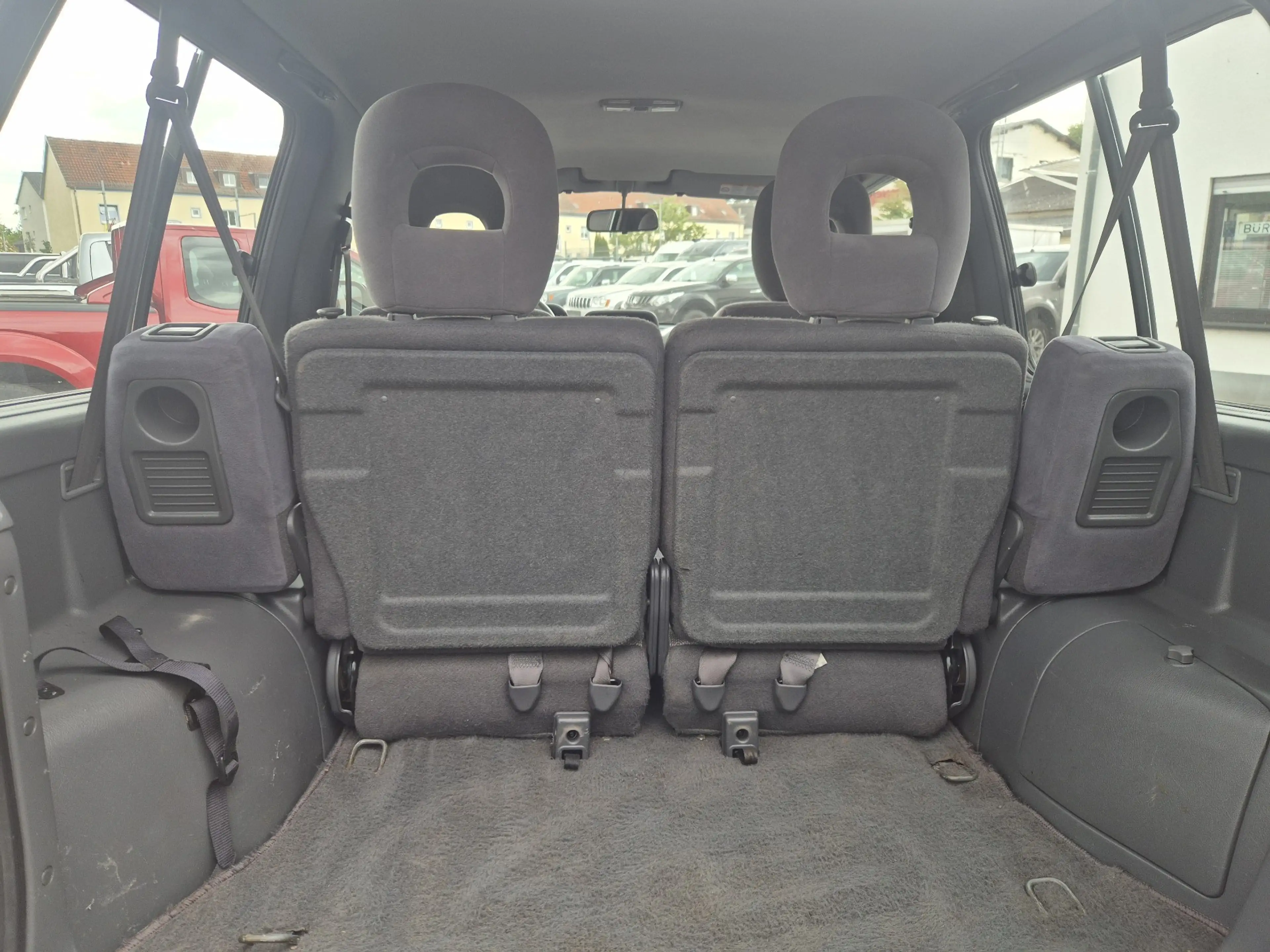 Mitsubishi Pajero TD Classic 2500 **nur 132 Tkm** — photo 14