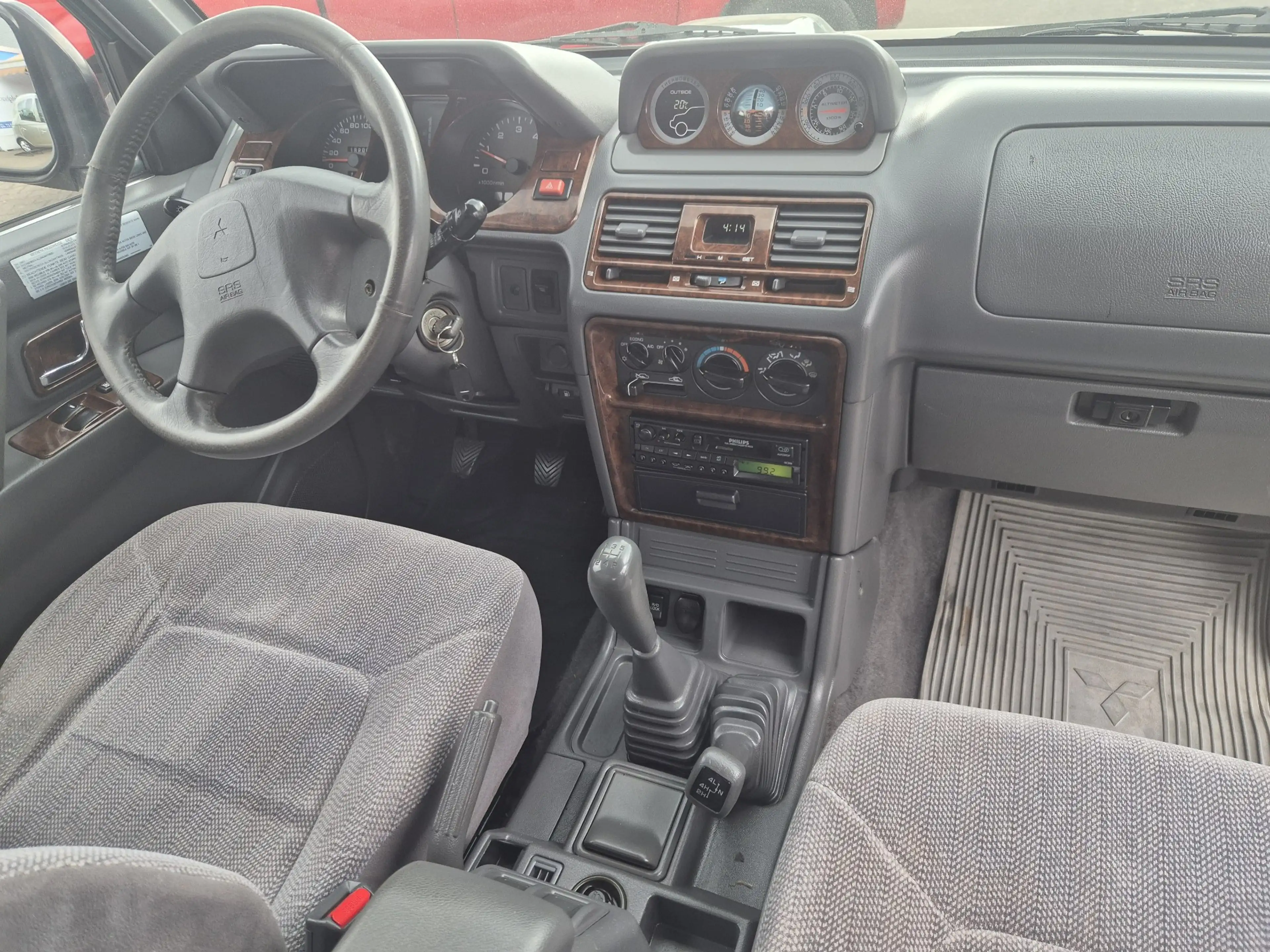 Mitsubishi Pajero TD Classic 2500 **nur 132 Tkm** — photo 13