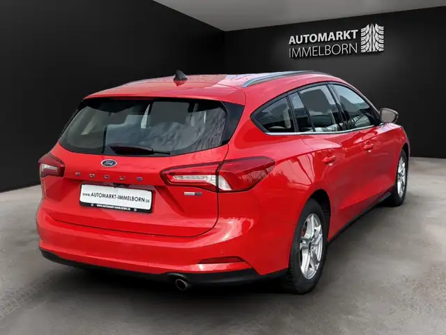 Ford Focus view 7