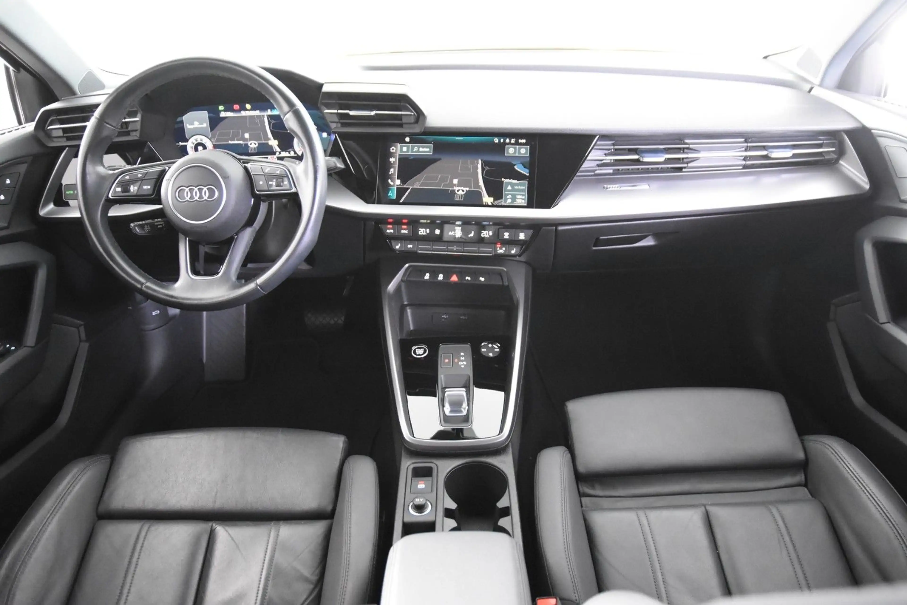 Audi A3 30 TFSI Sportback DSG *1.Hand*Leder*Navi* — photo 2