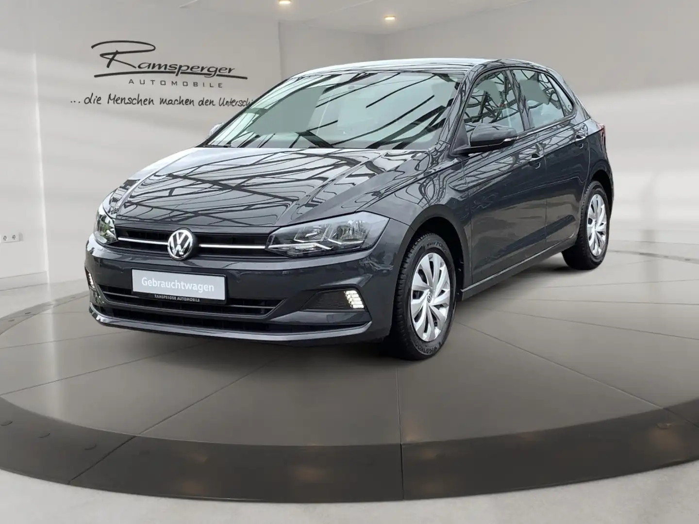 Volkswagen Polo 1.0 TSI Comfortline AHK Klima SHZ MFL PDC Grijs - 2