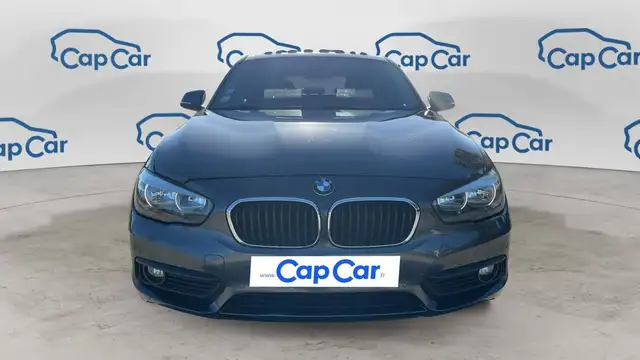 BMW 1 Series view 5