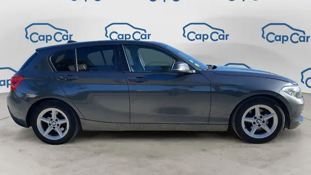 BMW 1 Series view 4