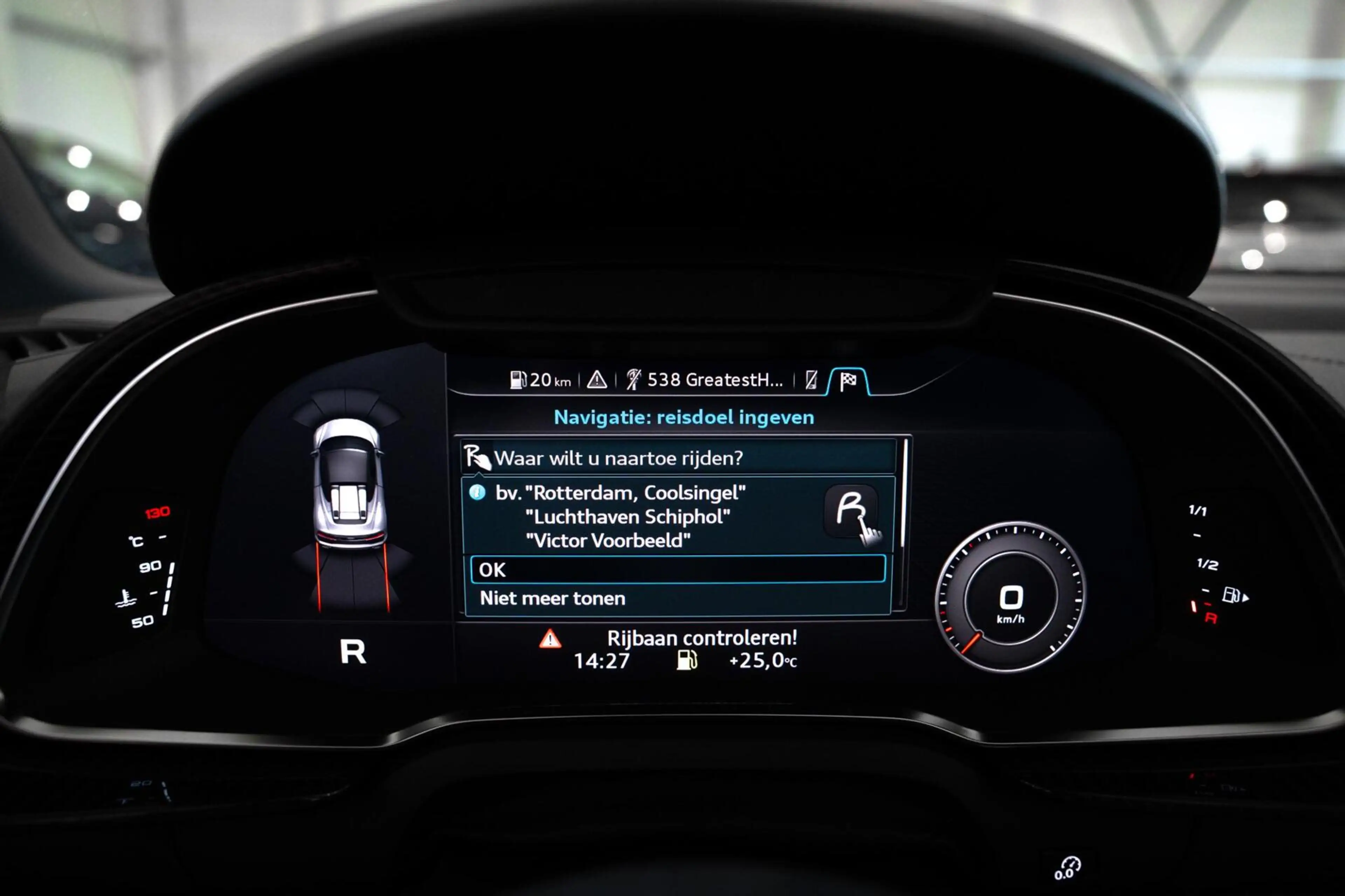 Audi R8 Spyder 5.2 Performance Quattro / Dlr. ond. / Keram — photo 24