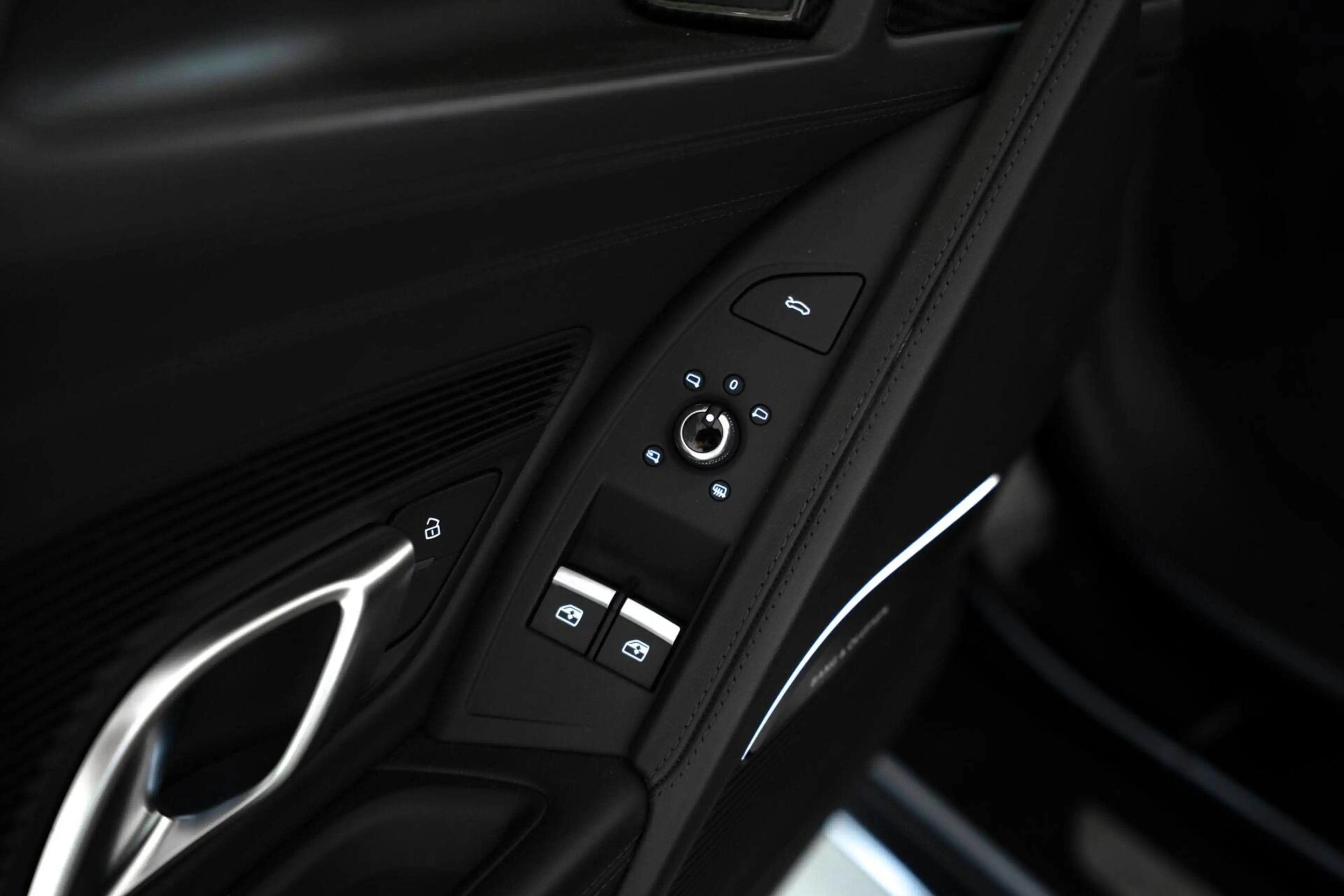 Audi R8 Spyder 5.2 Performance Quattro / Dlr. ond. / Keram — photo 43