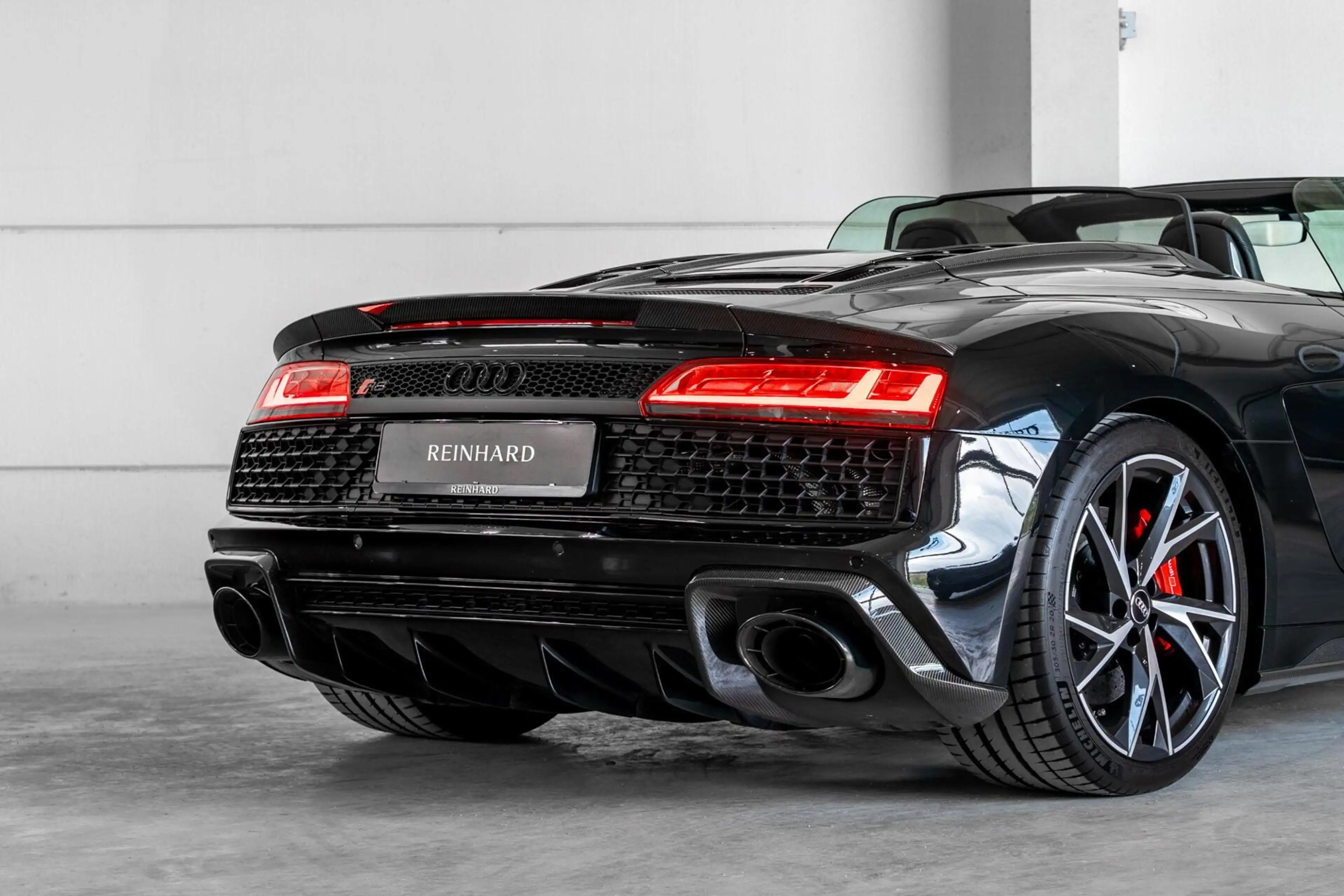 Audi R8 Spyder 5.2 Performance Quattro / Dlr. ond. / Keram — photo 11