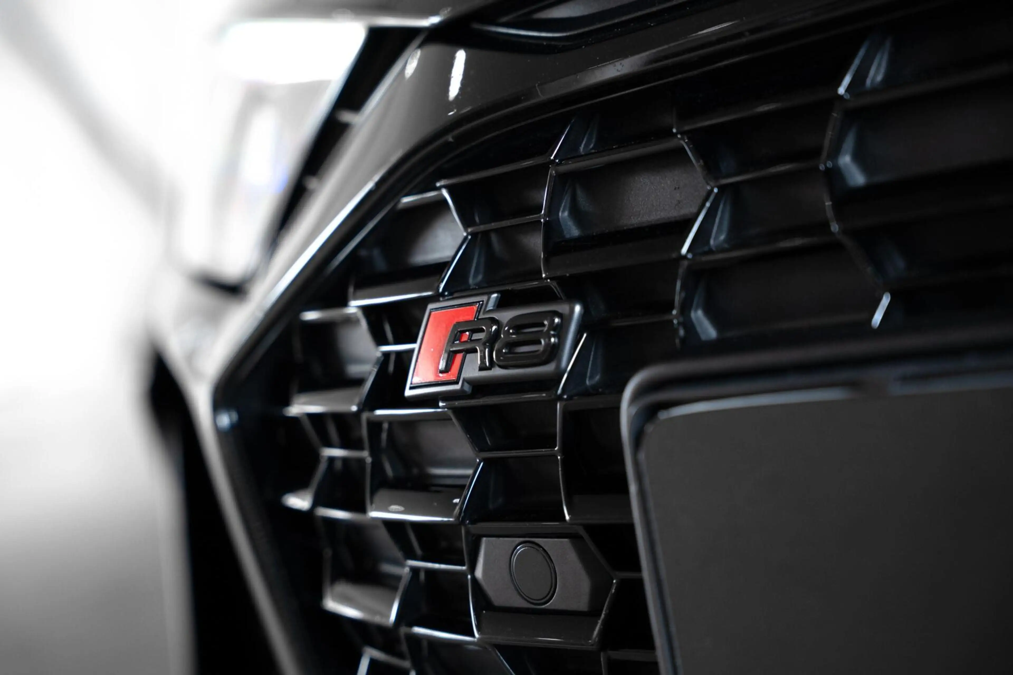 Audi R8 Spyder 5.2 Performance Quattro / Dlr. ond. / Keram — photo 29