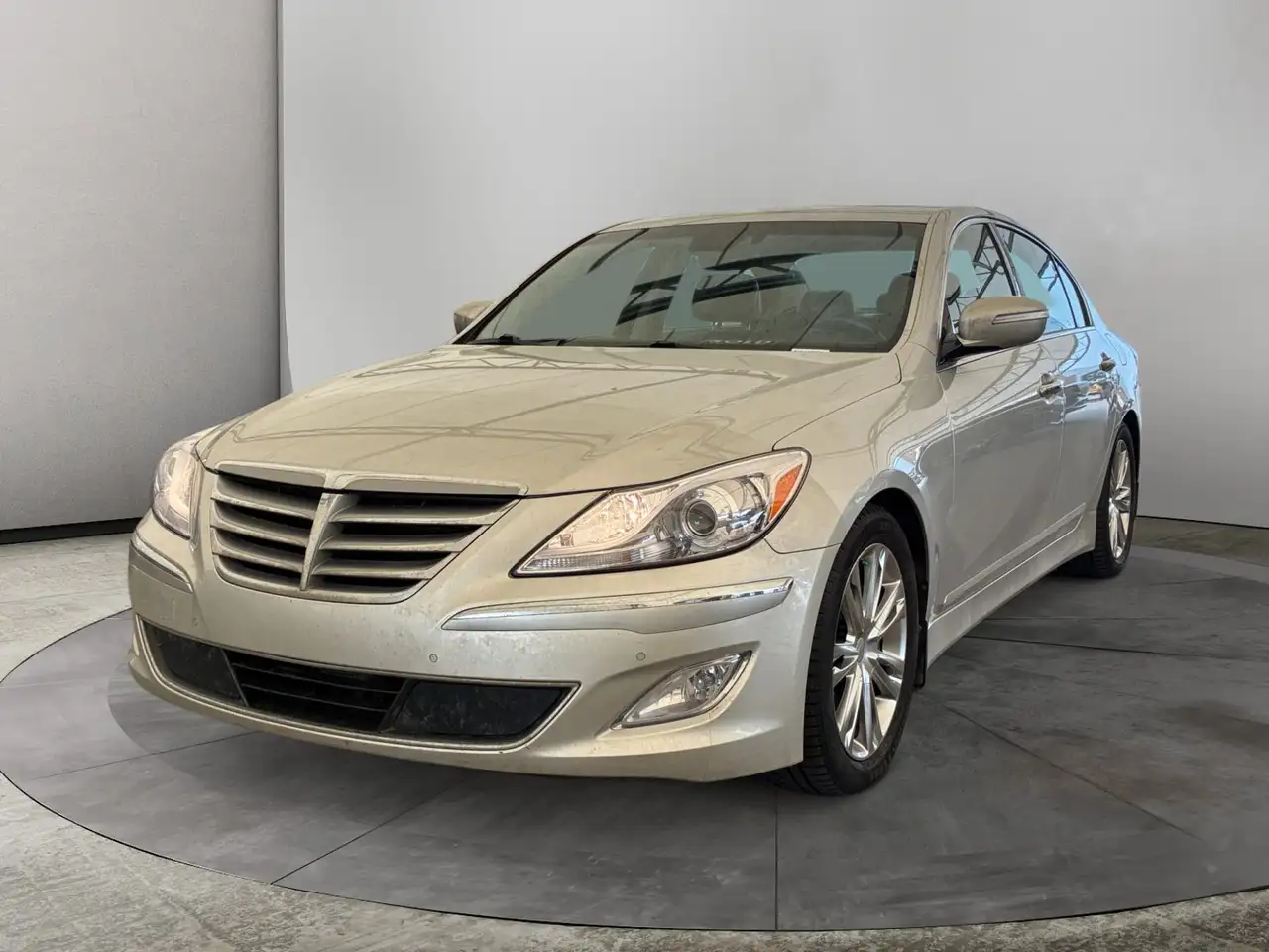 2013 Hyundai Genesis