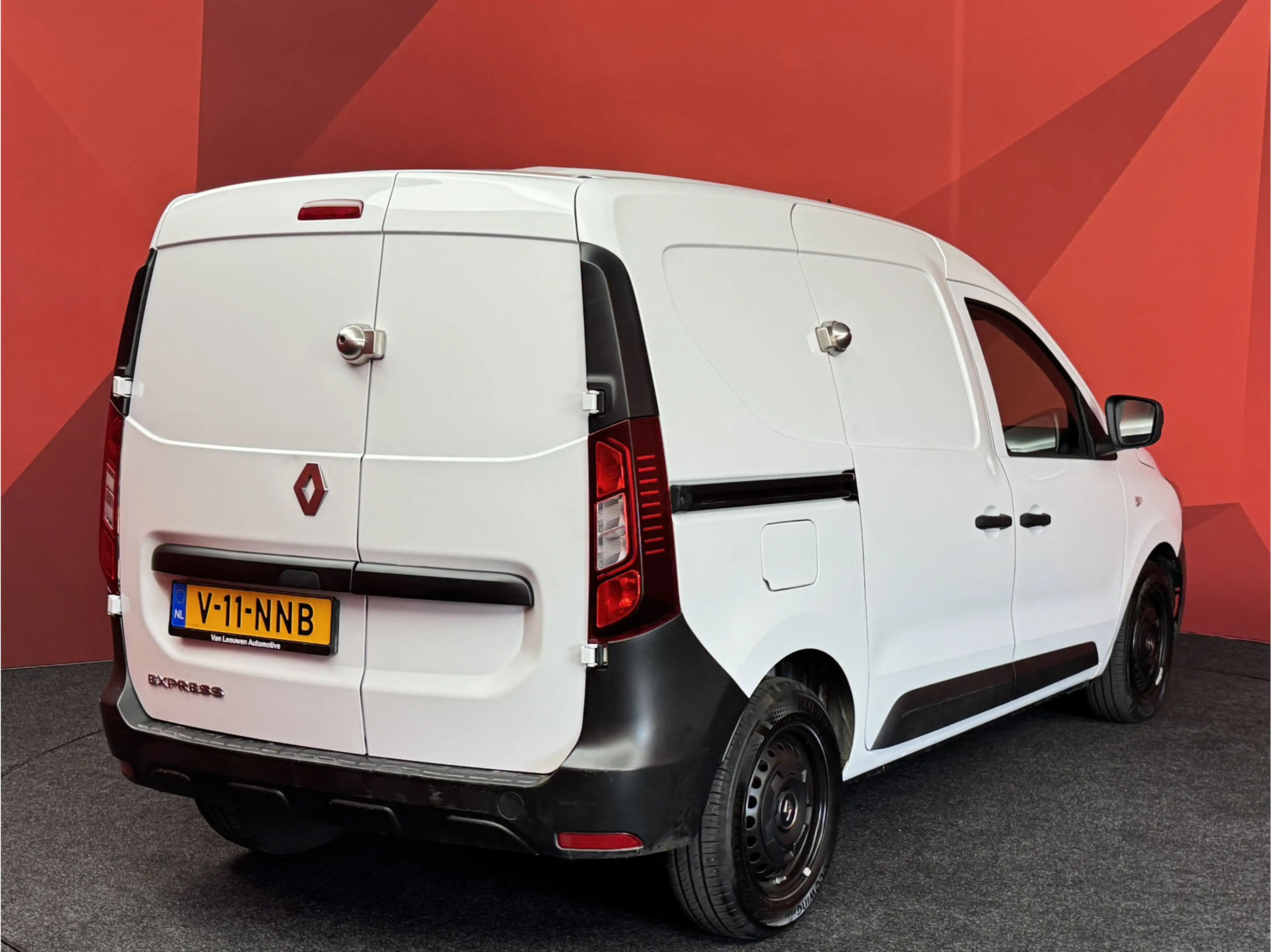 Renault Express 1.5 dCi 95 Comfort | Nieuw BInnen | Radio | Airco — photo 2