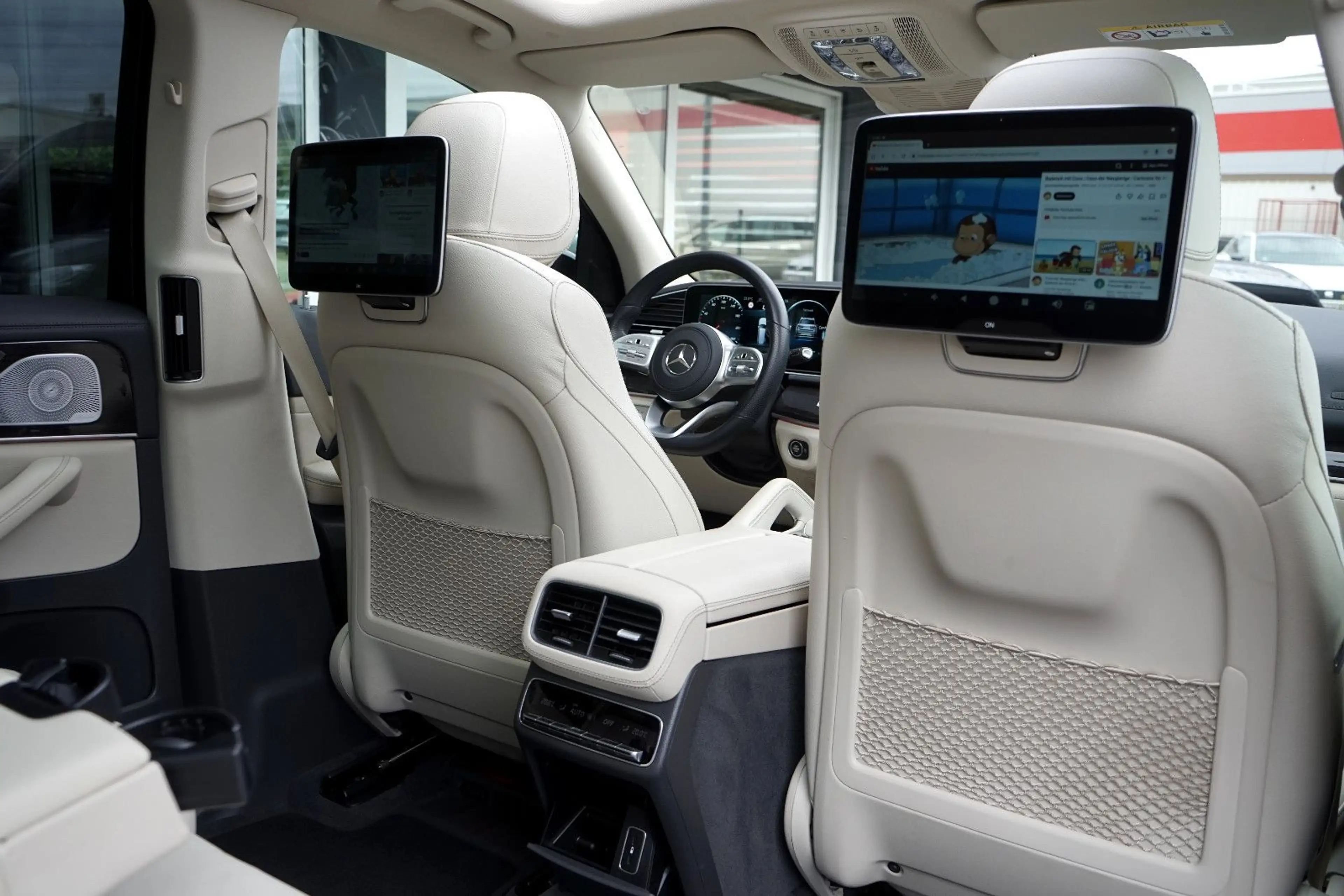 Mercedes-Benz GLS 580 *AMG*Designo*3xTV*E Active*HUD*Massage*SD — photo 15