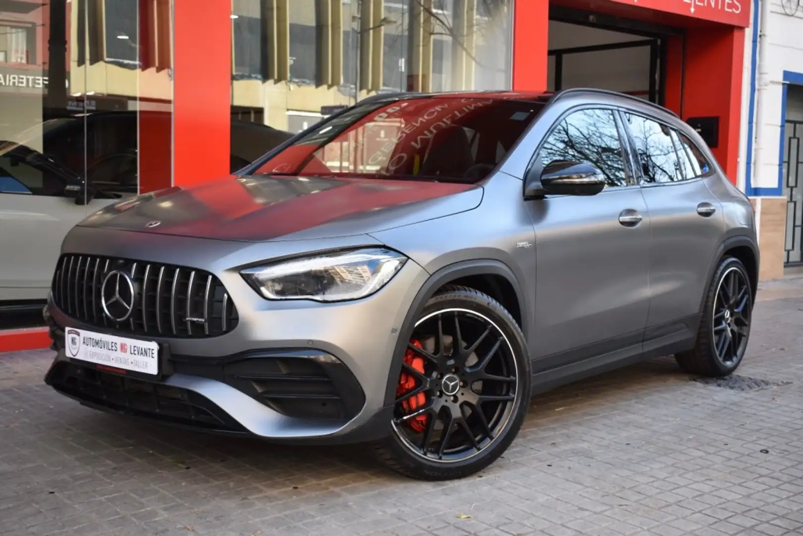 Mercedes-Benz GLA 45 AMG S 4Matic+ 8G-DCT Gris - 1