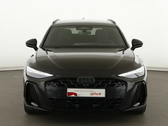 Audi A6 view 3