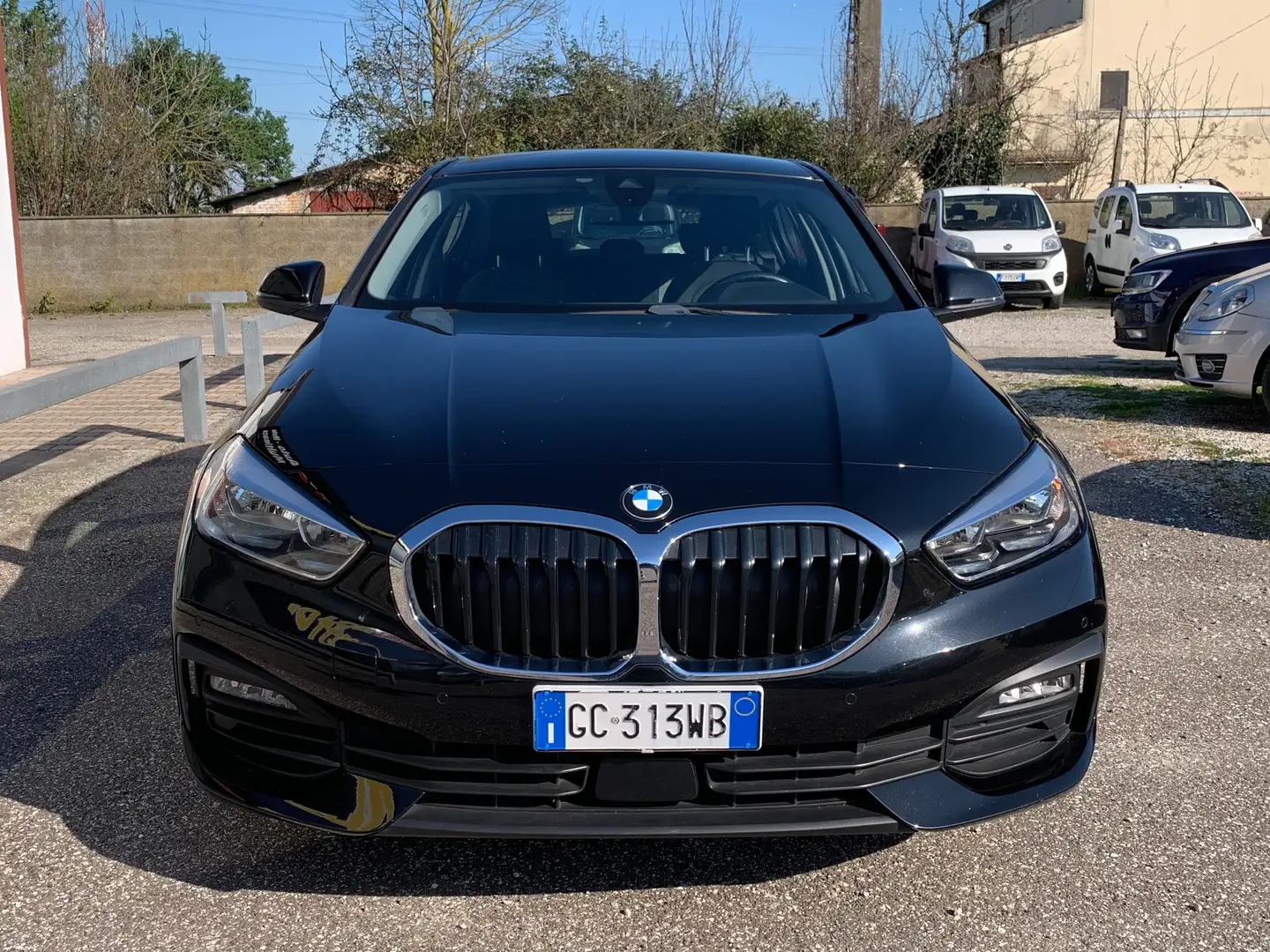 BMW 116 d Business Advantage adatta anche x Neopatentati Nero - 2