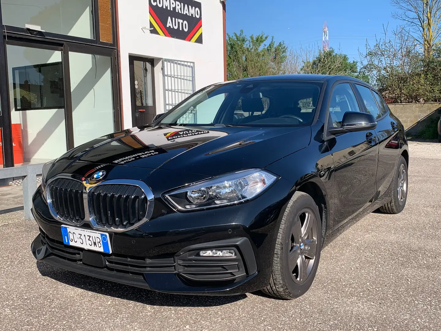 BMW 116 d Business Advantage adatta anche x Neopatentati Nero - 1