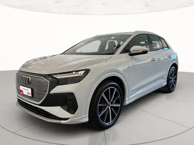 Audi Q4 e-tron 45 business advanced