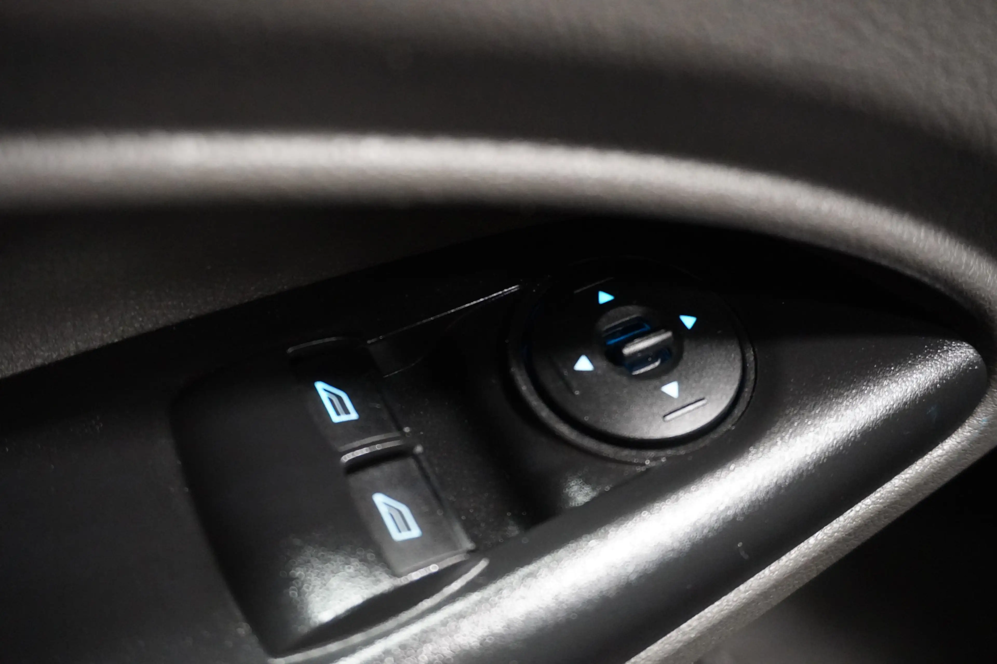 Ford Transit Connect 1.5 EcoBlue 100PK L2 EURO 6 - Airco - Navi - Cruis — photo 17