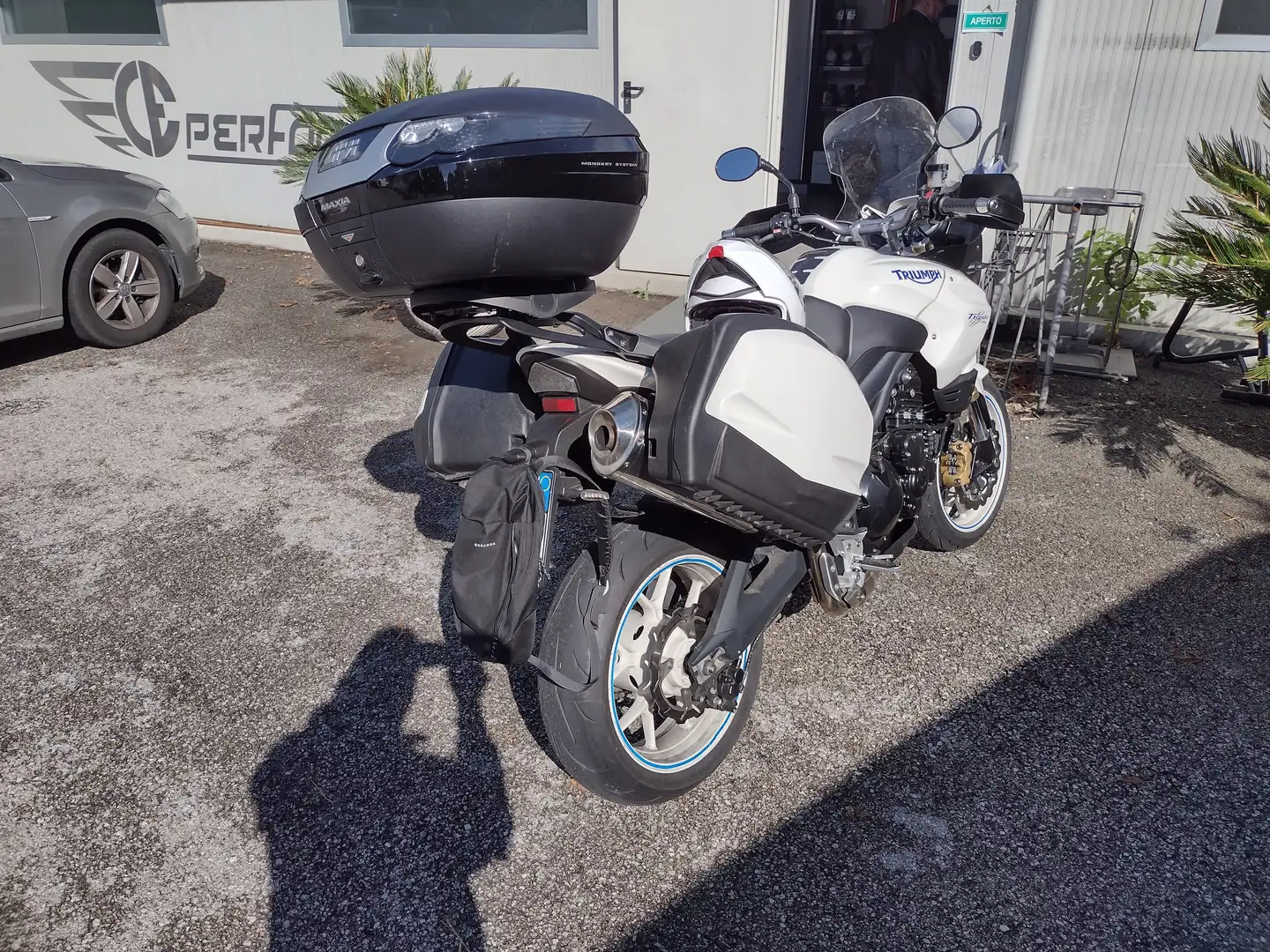 Triumph Tiger 1050 STD Blanco - 1