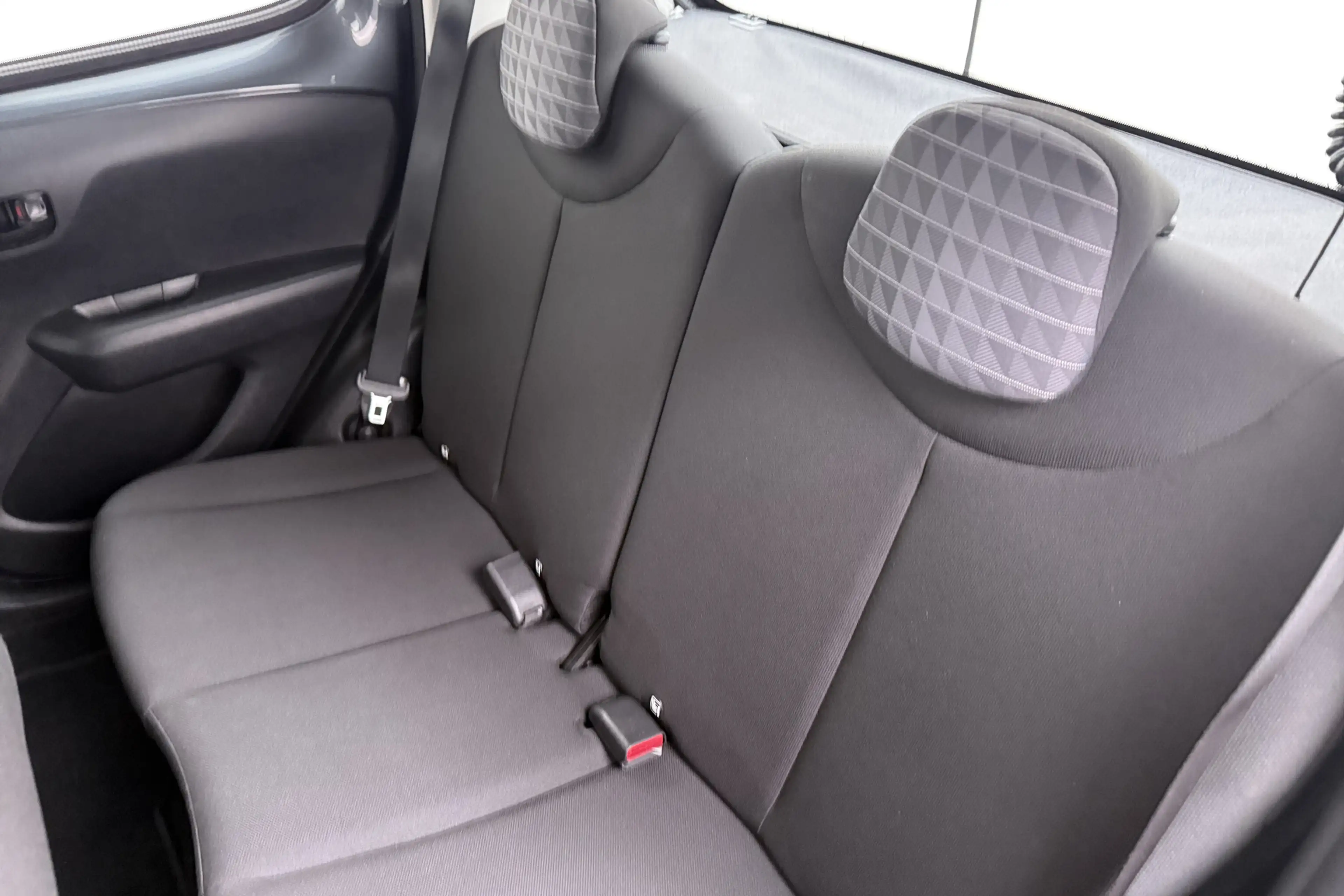 Peugeot 108 1.0 e-VTi Active LED Bluetooth DAB Start/Stop — photo 11