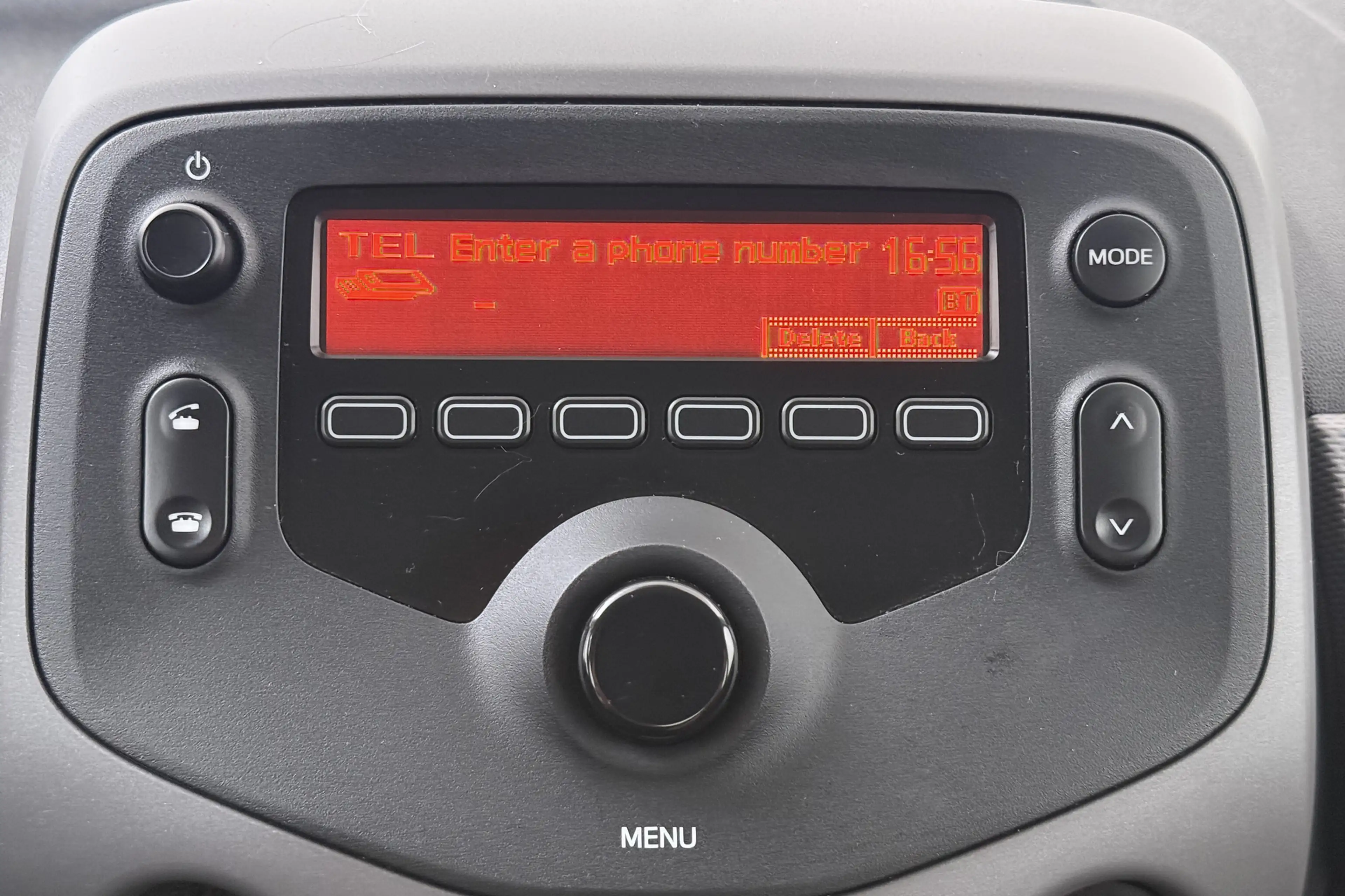 Peugeot 108 1.0 e-VTi Active LED Bluetooth DAB Start/Stop — photo 22