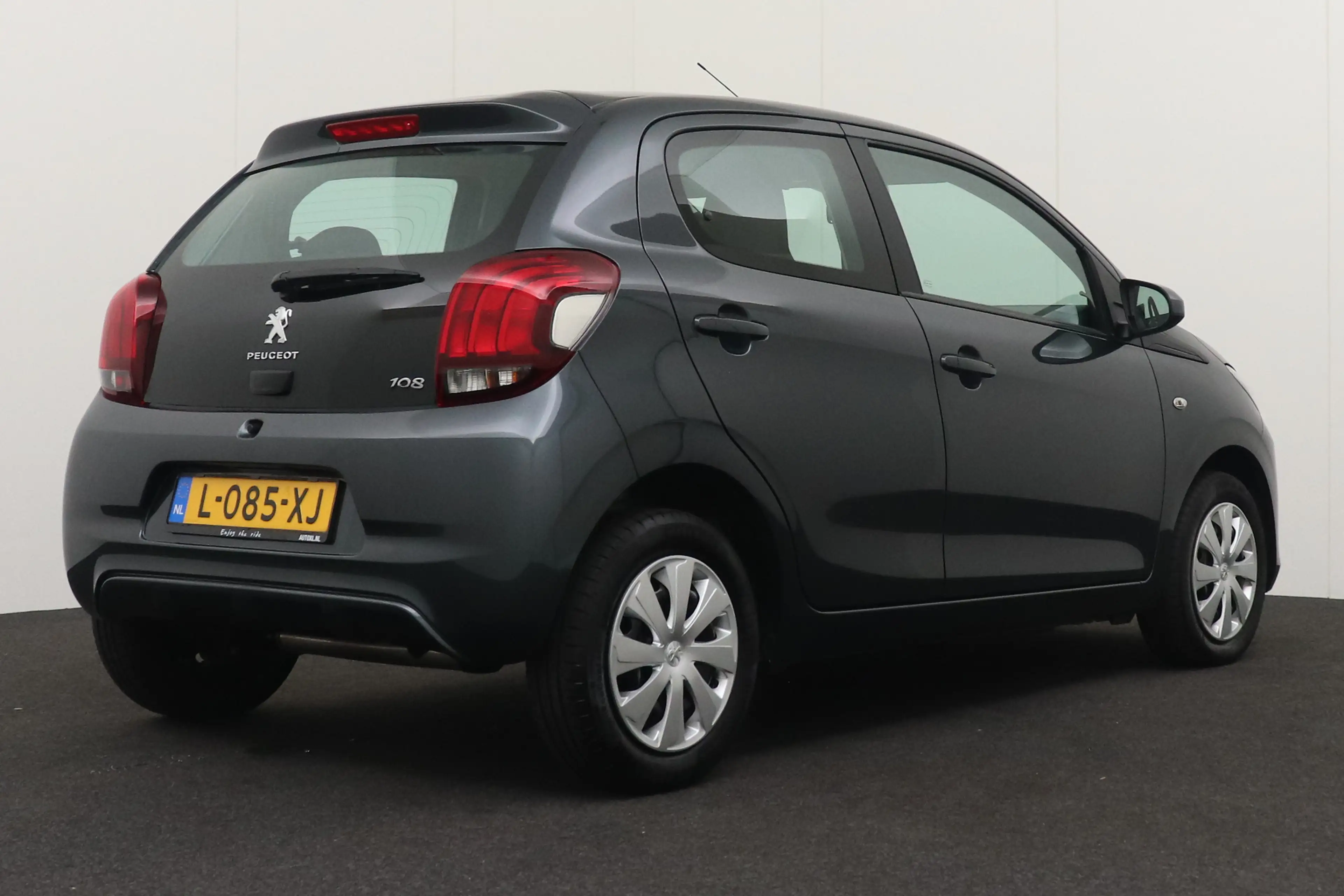 Peugeot 108 1.0 e-VTi Active LED Bluetooth DAB Start/Stop — photo 2